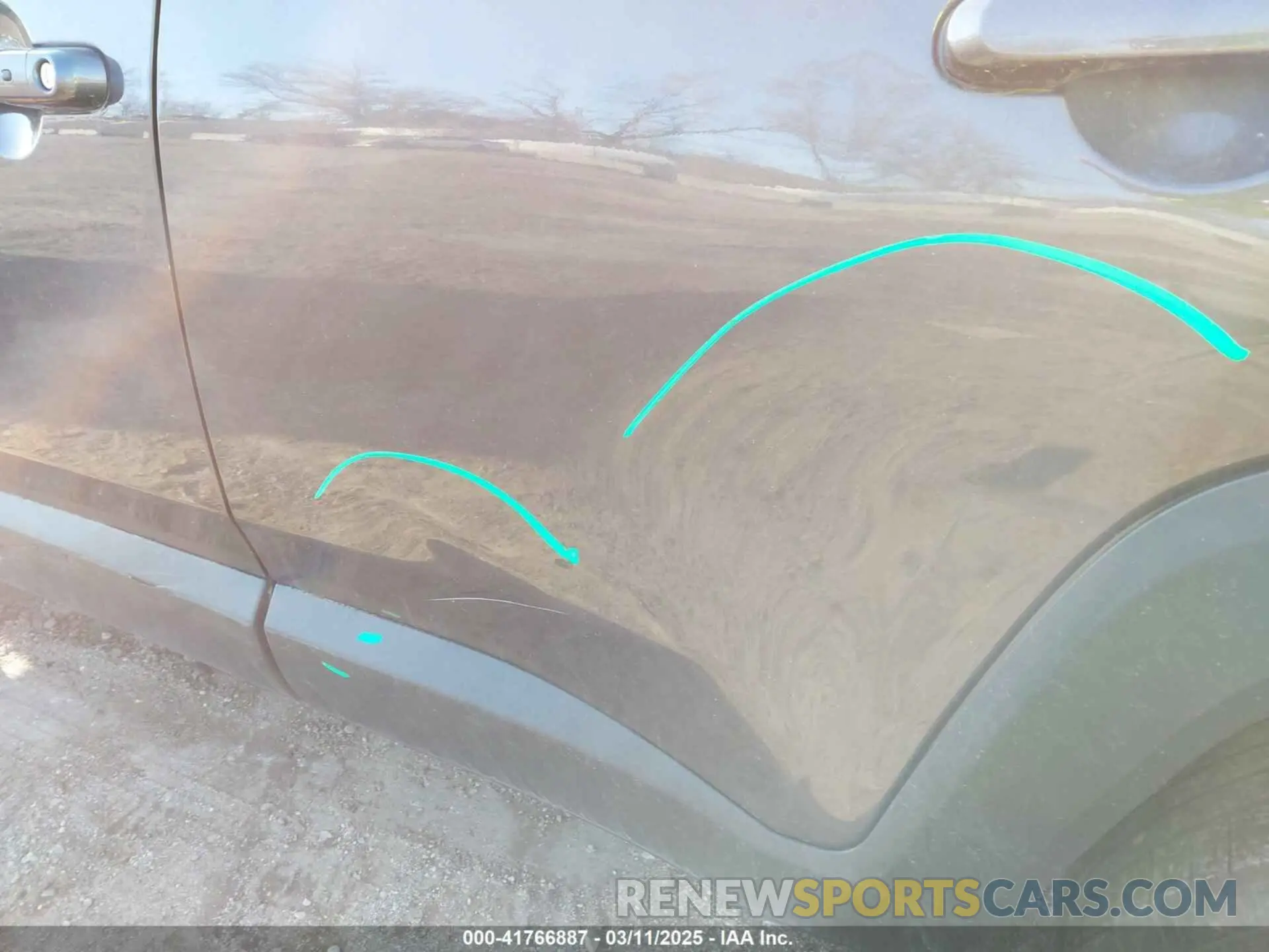 18 Photograph of a damaged car ZACNJBAB6KPJ80917 JEEP RENEGADE 2019