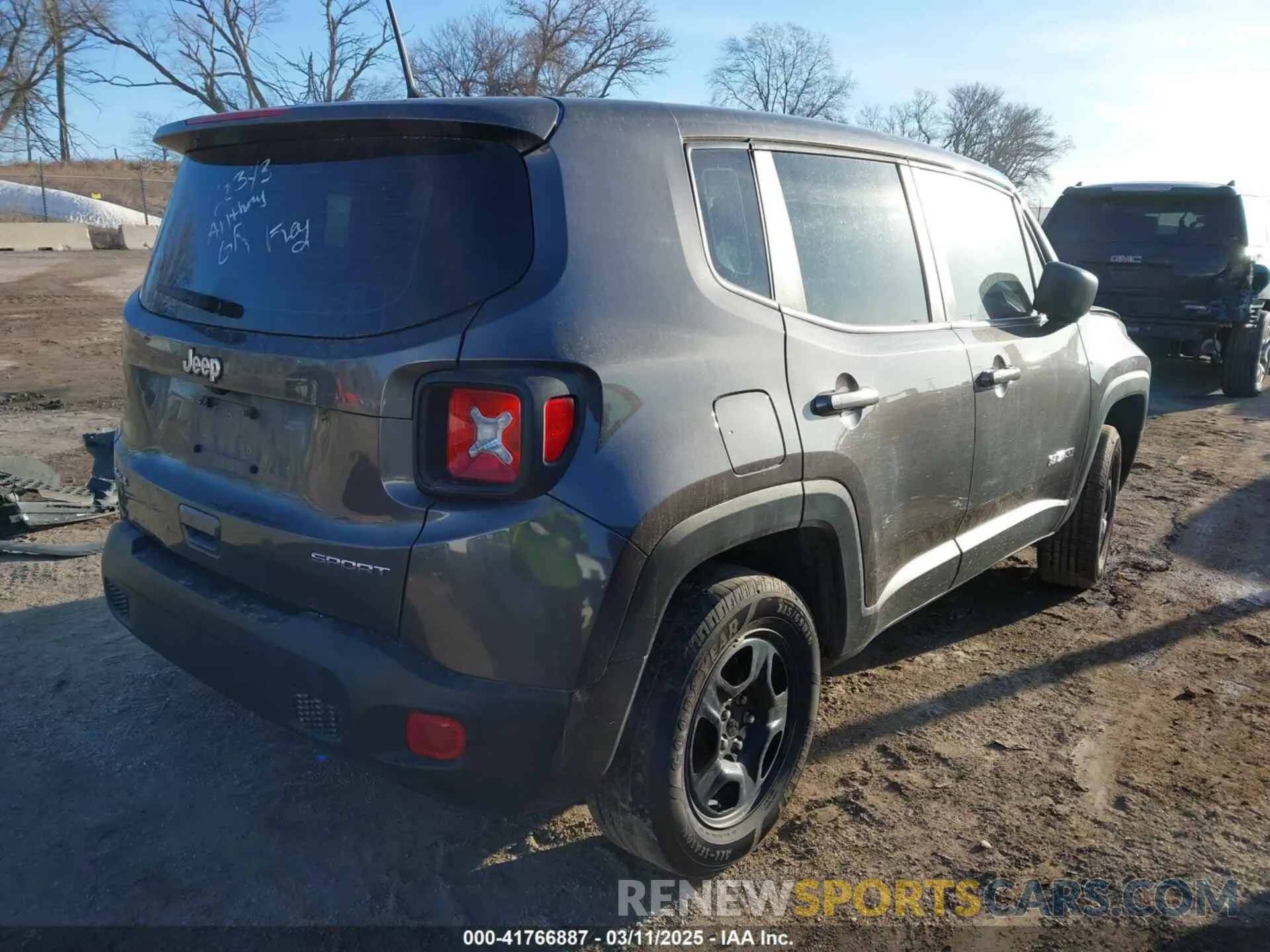 4 Photograph of a damaged car ZACNJBAB6KPJ80917 JEEP RENEGADE 2019