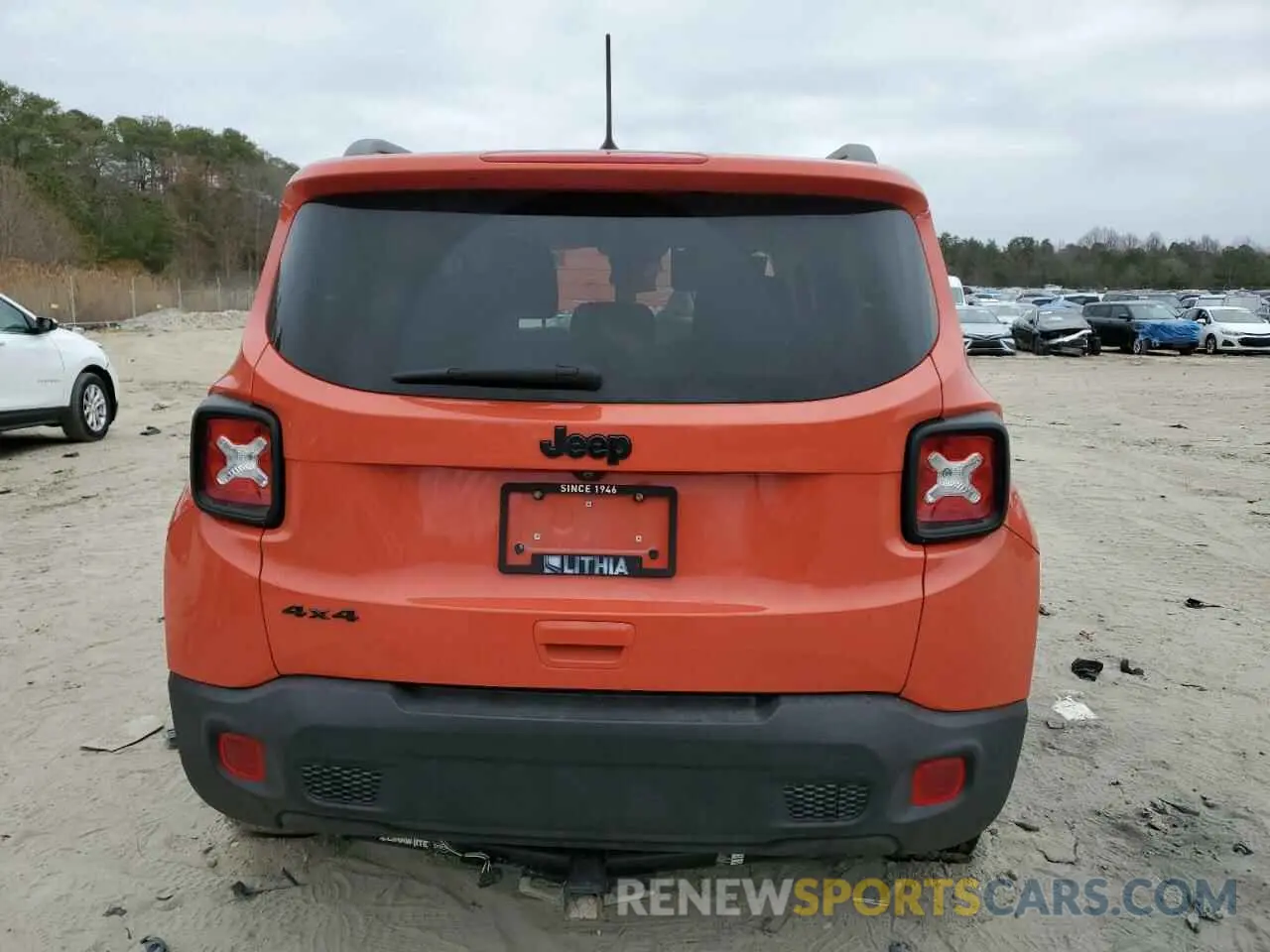 6 Photograph of a damaged car ZACNJBAB7KPK29607 JEEP RENEGADE 2019