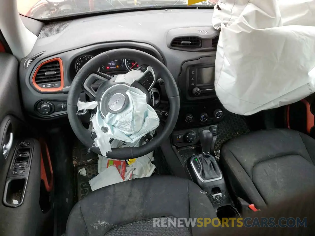 8 Photograph of a damaged car ZACNJBAB7KPK29607 JEEP RENEGADE 2019