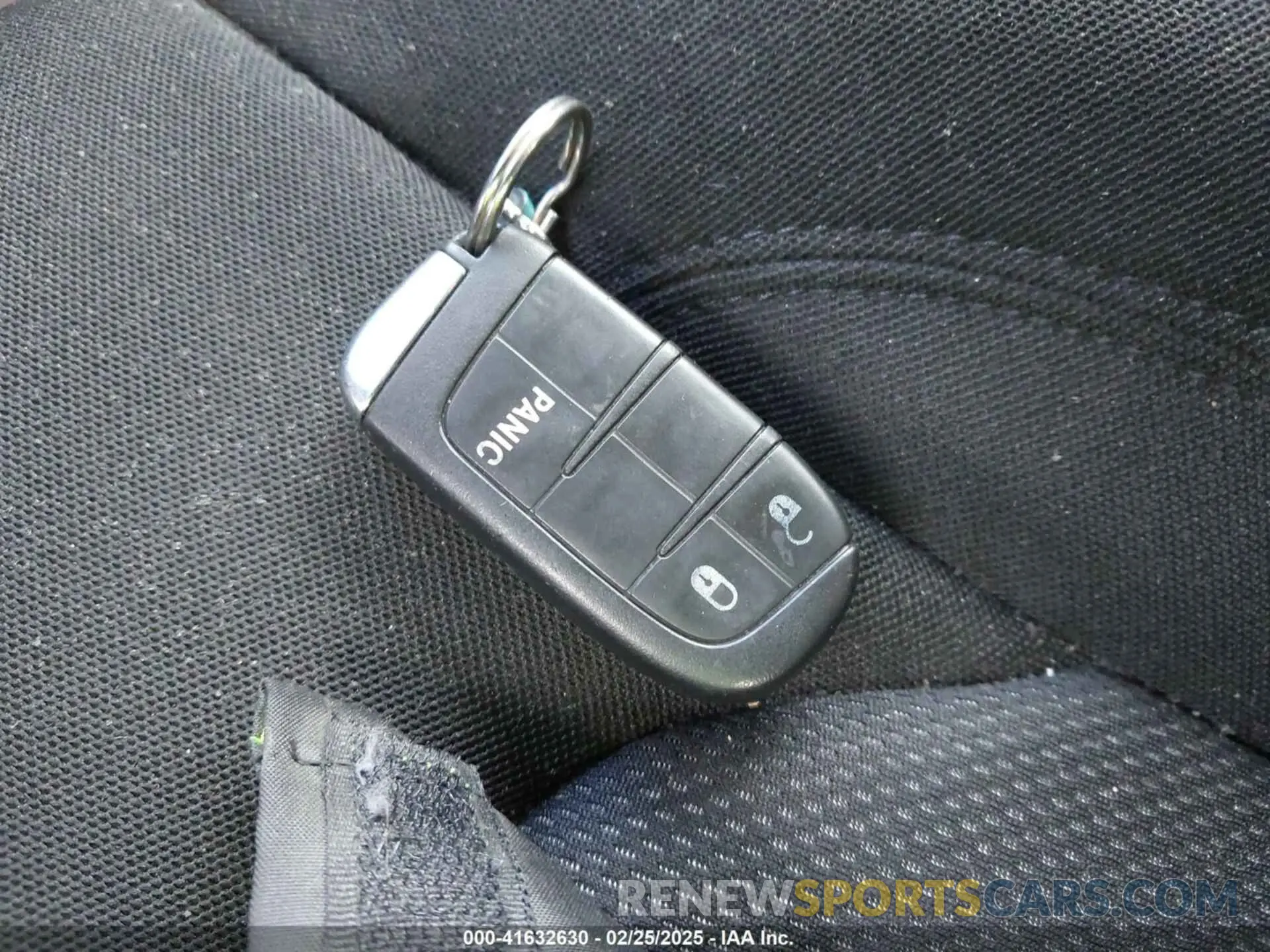 11 Photograph of a damaged car ZACNJBAB7KPK34175 JEEP RENEGADE 2019