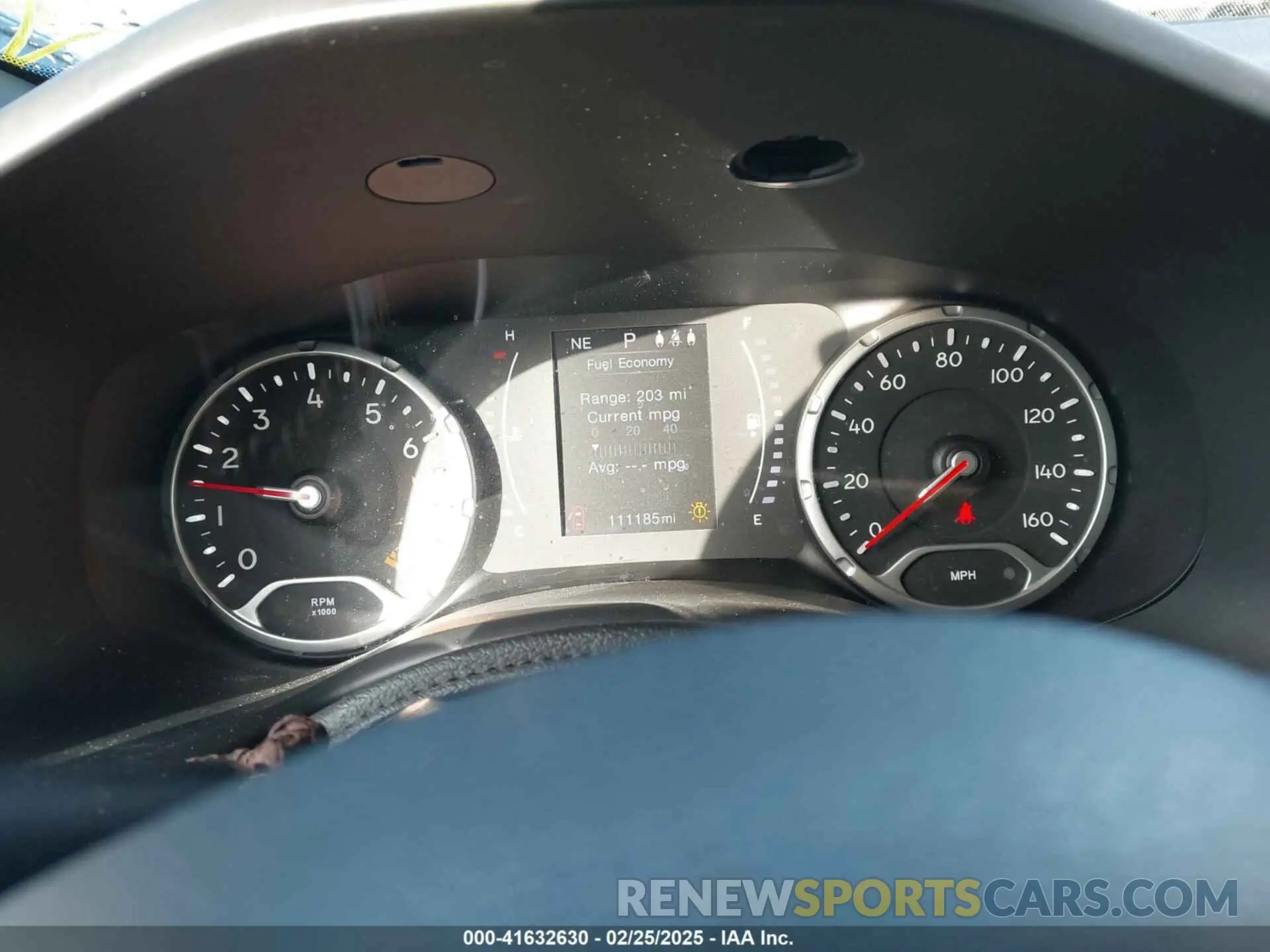 7 Photograph of a damaged car ZACNJBAB7KPK34175 JEEP RENEGADE 2019