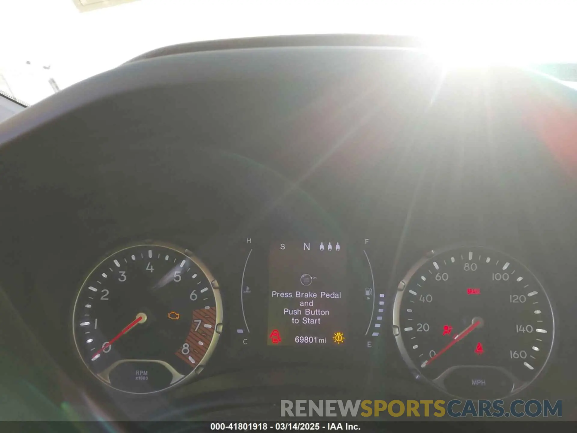 7 Photograph of a damaged car ZACNJBAB7KPK71811 JEEP RENEGADE 2019