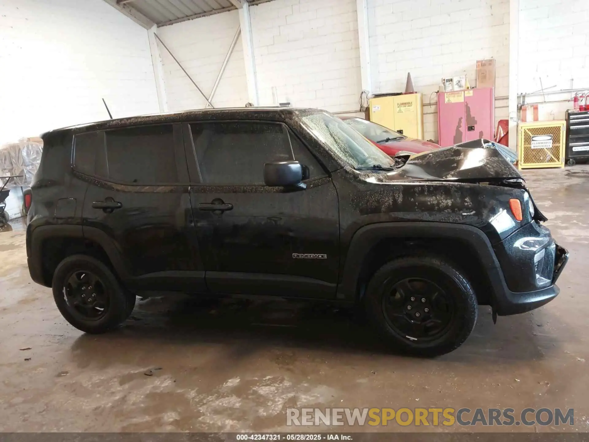 13 Photograph of a damaged car ZACNJBAB7KPK88737 JEEP RENEGADE 2019