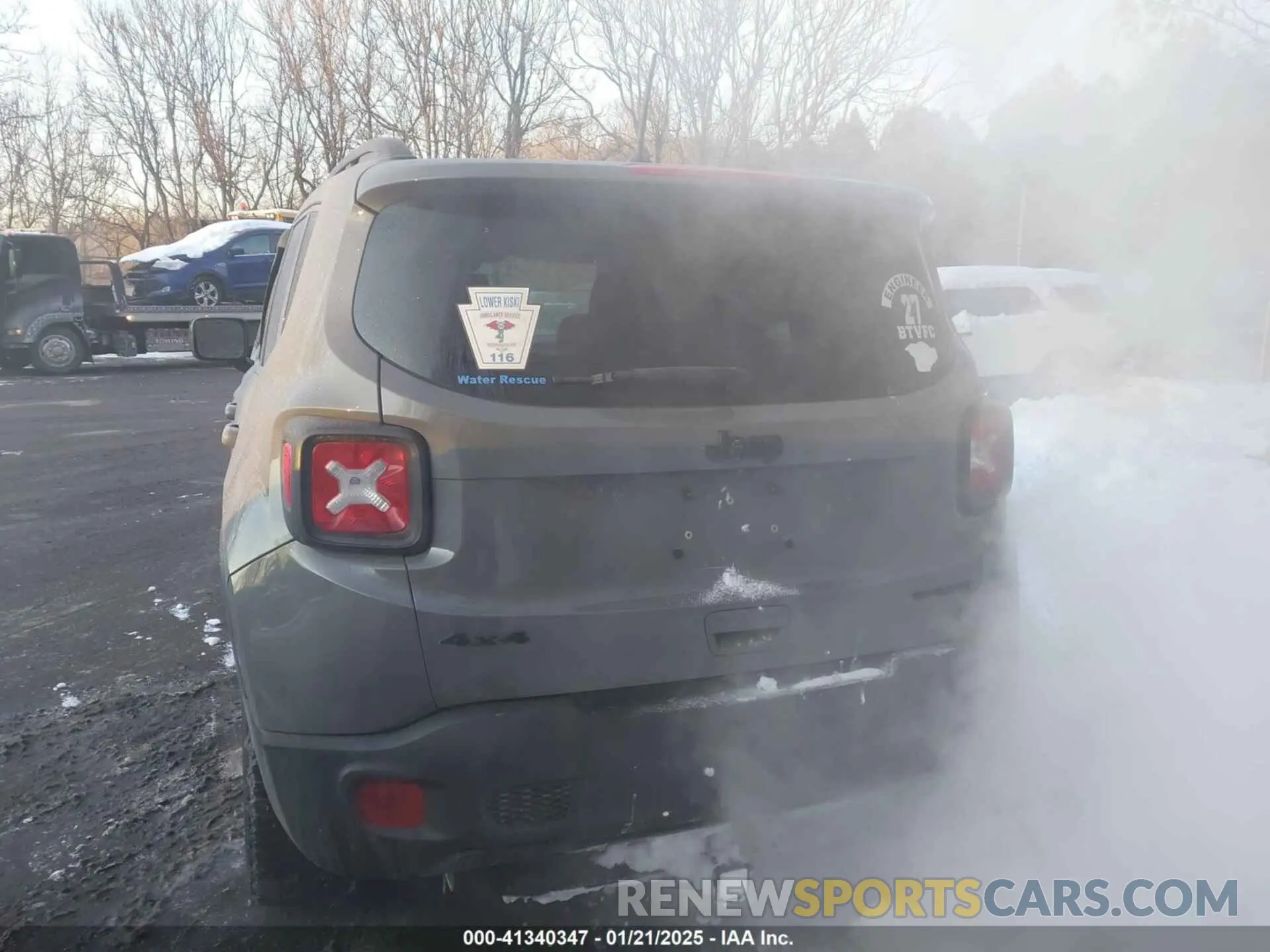 17 Photograph of a damaged car ZACNJBAB8KPK50966 JEEP RENEGADE 2019