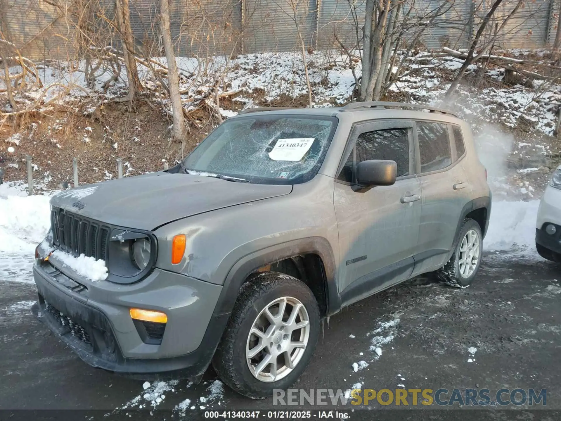 2 Photograph of a damaged car ZACNJBAB8KPK50966 JEEP RENEGADE 2019