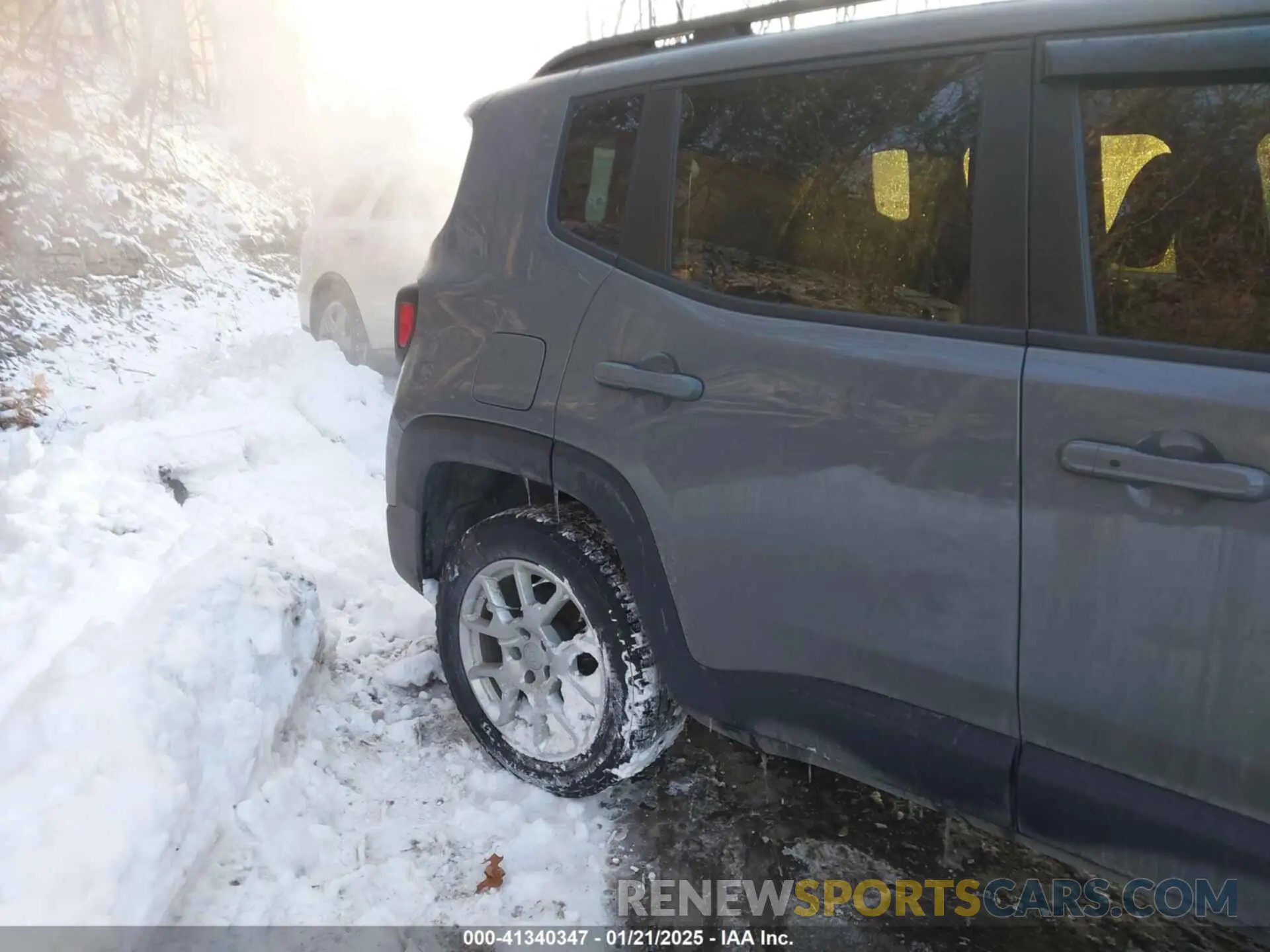 20 Photograph of a damaged car ZACNJBAB8KPK50966 JEEP RENEGADE 2019