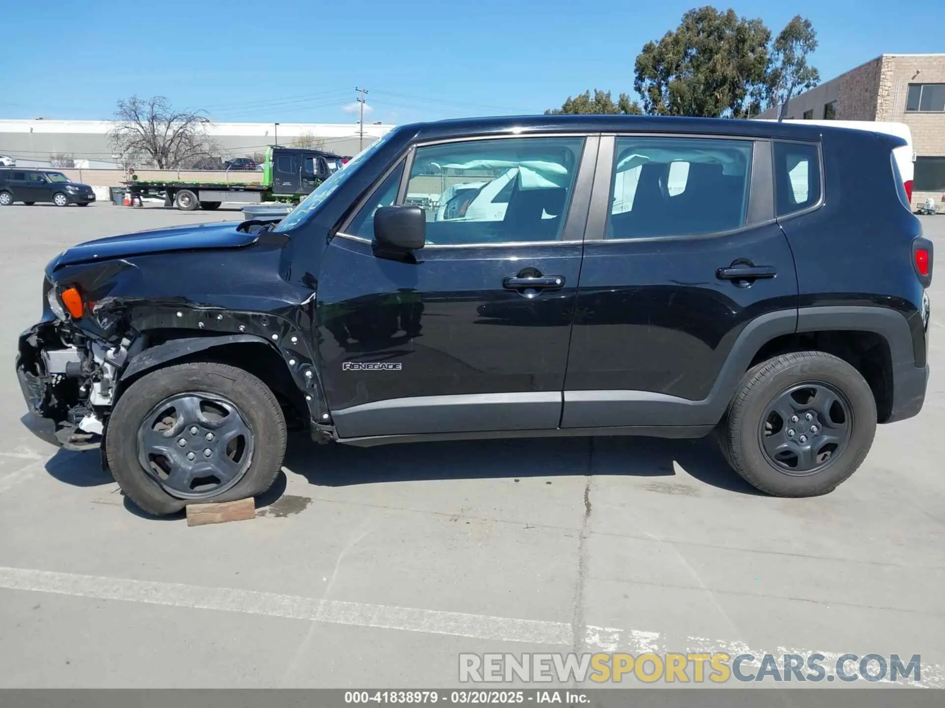 14 Photograph of a damaged car ZACNJBAB8KPK74653 JEEP RENEGADE 2019