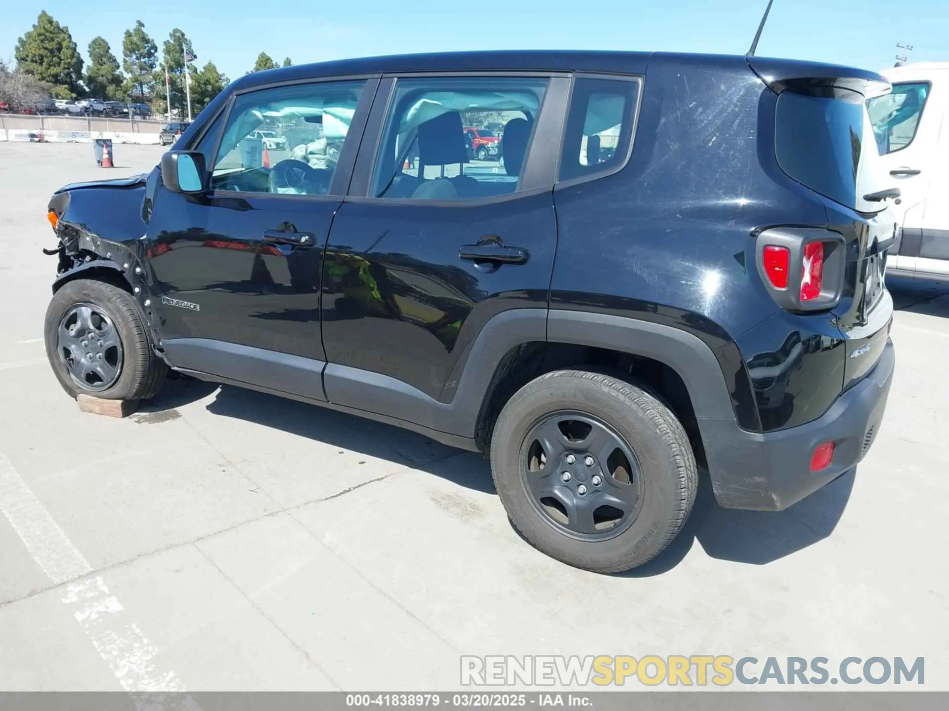 3 Photograph of a damaged car ZACNJBAB8KPK74653 JEEP RENEGADE 2019