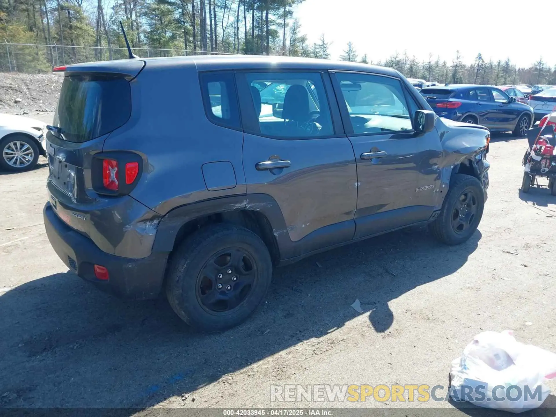 4 Photograph of a damaged car ZACNJBAB8KPK89007 JEEP RENEGADE 2019