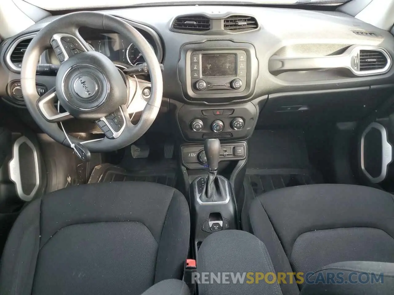 8 Photograph of a damaged car ZACNJBAB9KPK25669 JEEP RENEGADE 2019