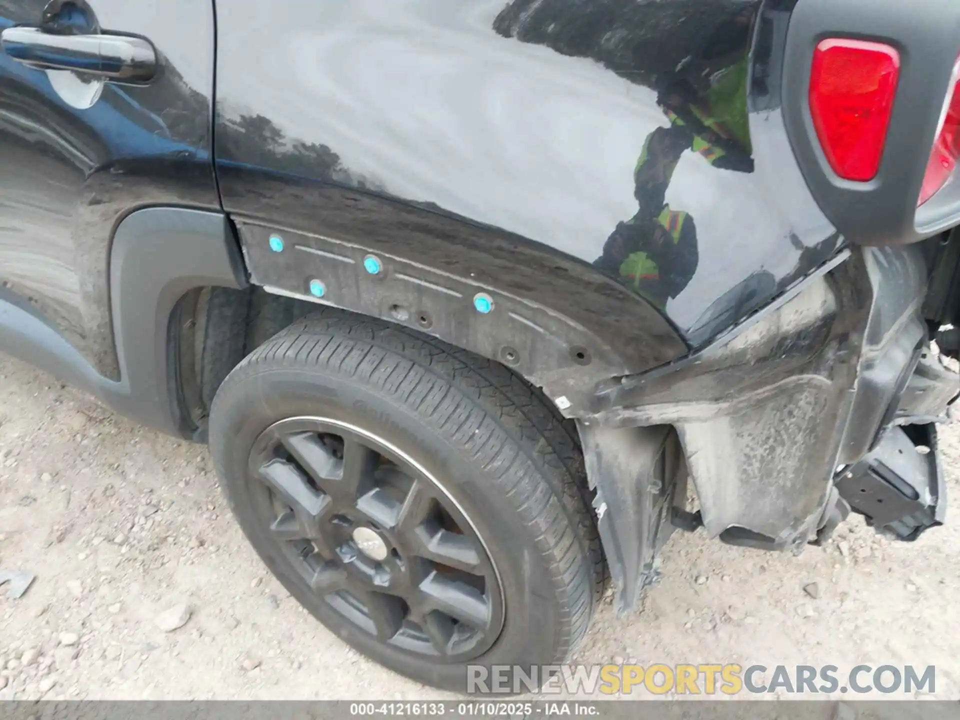 18 Photograph of a damaged car ZACNJBABXKPJ75459 JEEP RENEGADE 2019