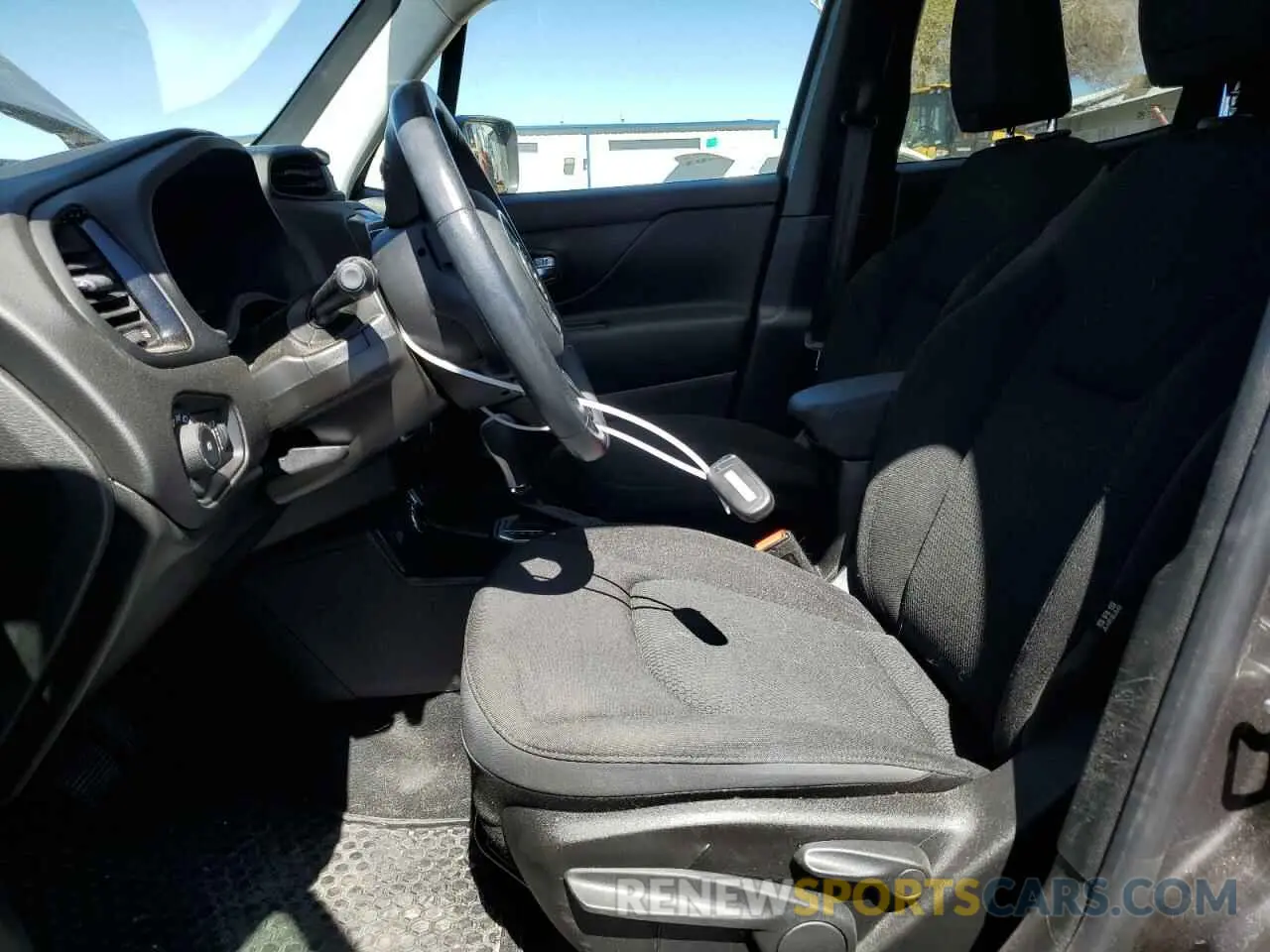 7 Photograph of a damaged car ZACNJBB15KPK19339 JEEP RENEGADE 2019