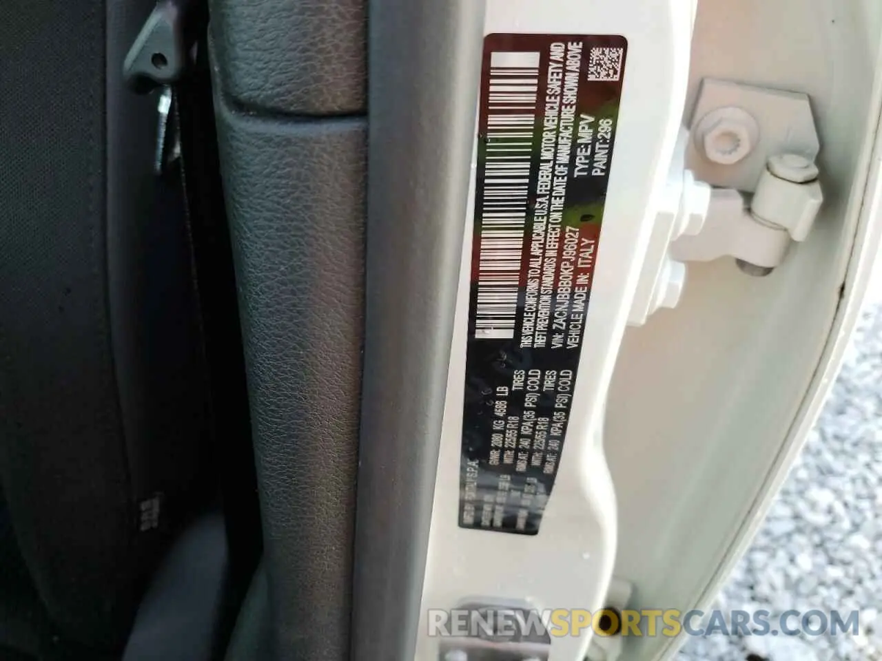 14 Photograph of a damaged car ZACNJBBB0KPJ96027 JEEP RENEGADE 2019