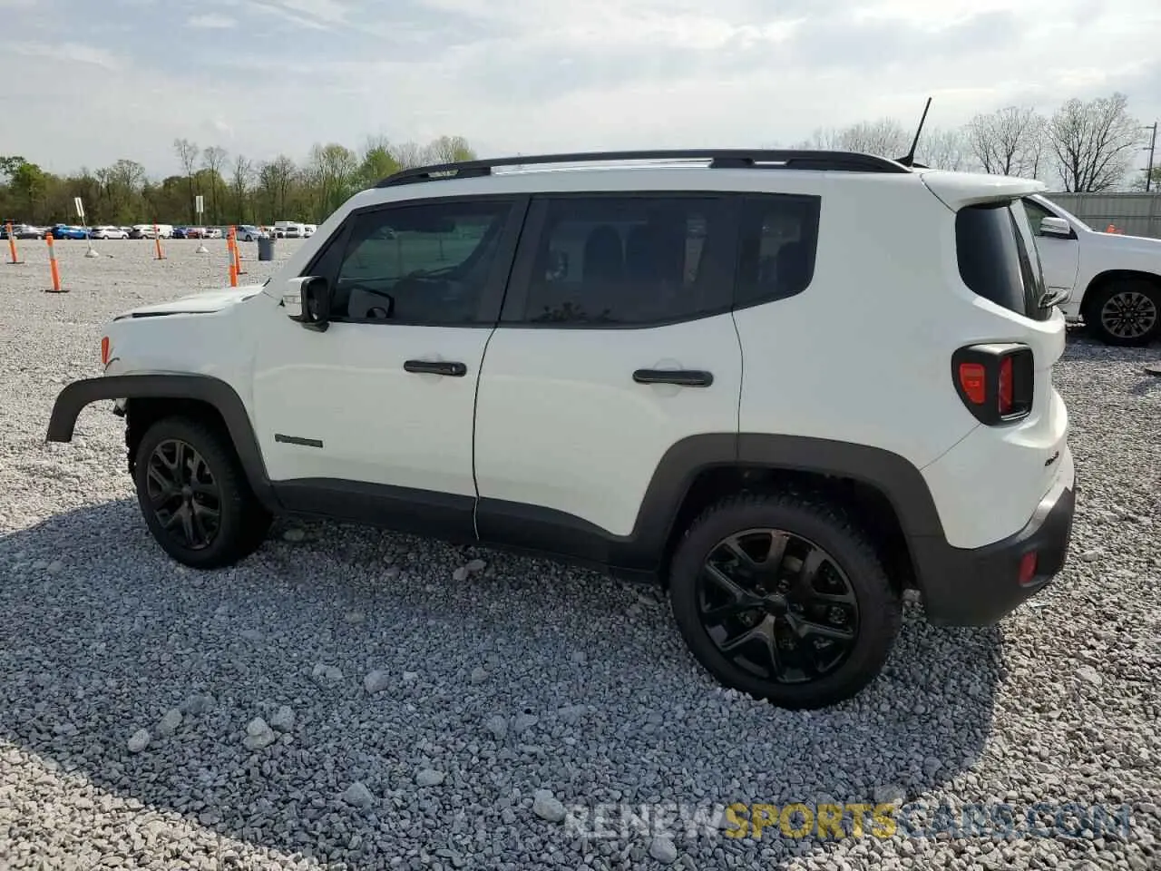 2 Photograph of a damaged car ZACNJBBB0KPJ96027 JEEP RENEGADE 2019