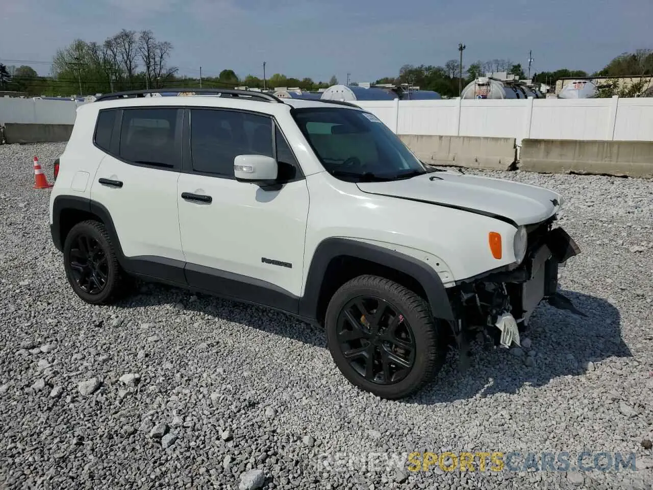 4 Photograph of a damaged car ZACNJBBB0KPJ96027 JEEP RENEGADE 2019