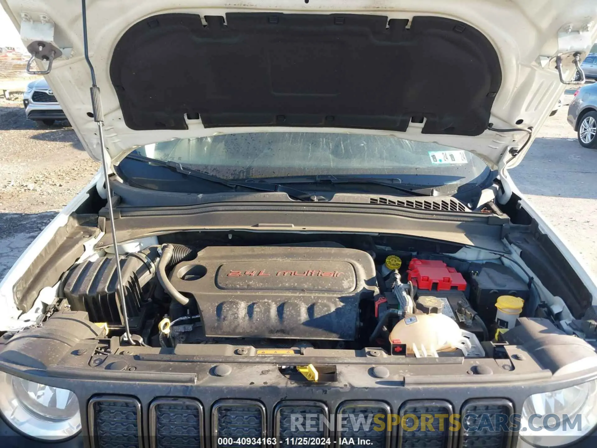 10 Photograph of a damaged car ZACNJBBB1KPK16687 JEEP RENEGADE 2019