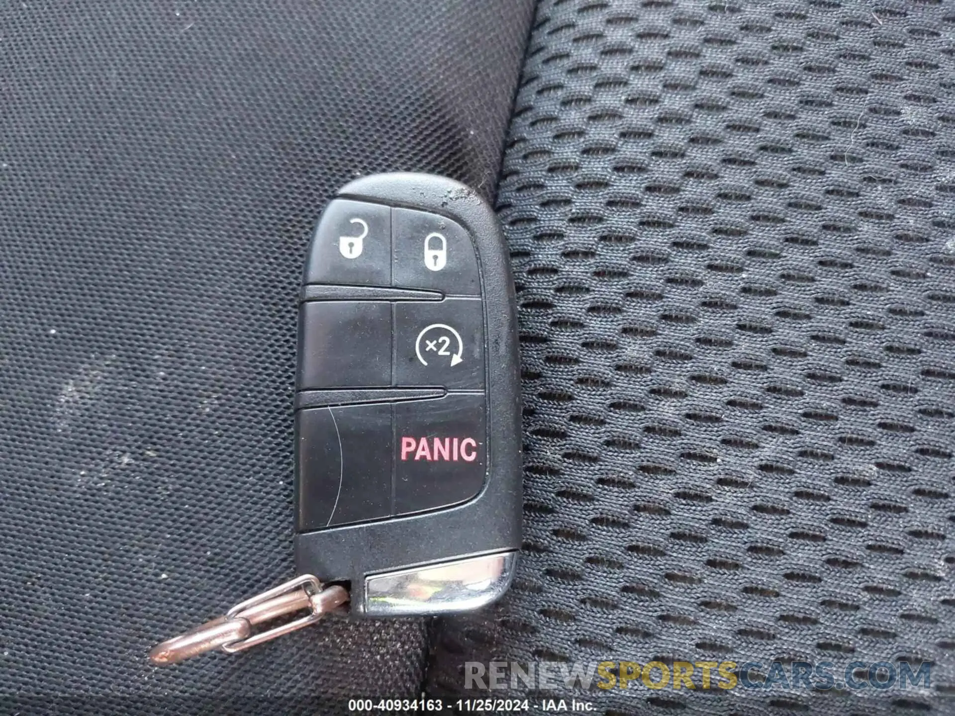 11 Photograph of a damaged car ZACNJBBB1KPK16687 JEEP RENEGADE 2019