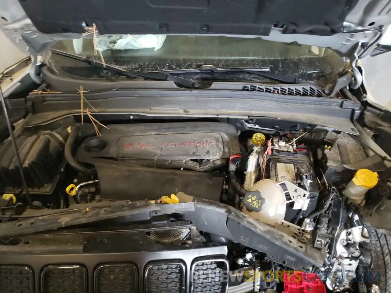 14 Photograph of a damaged car ZACNJBBB1KPK24370 JEEP RENEGADE 2019