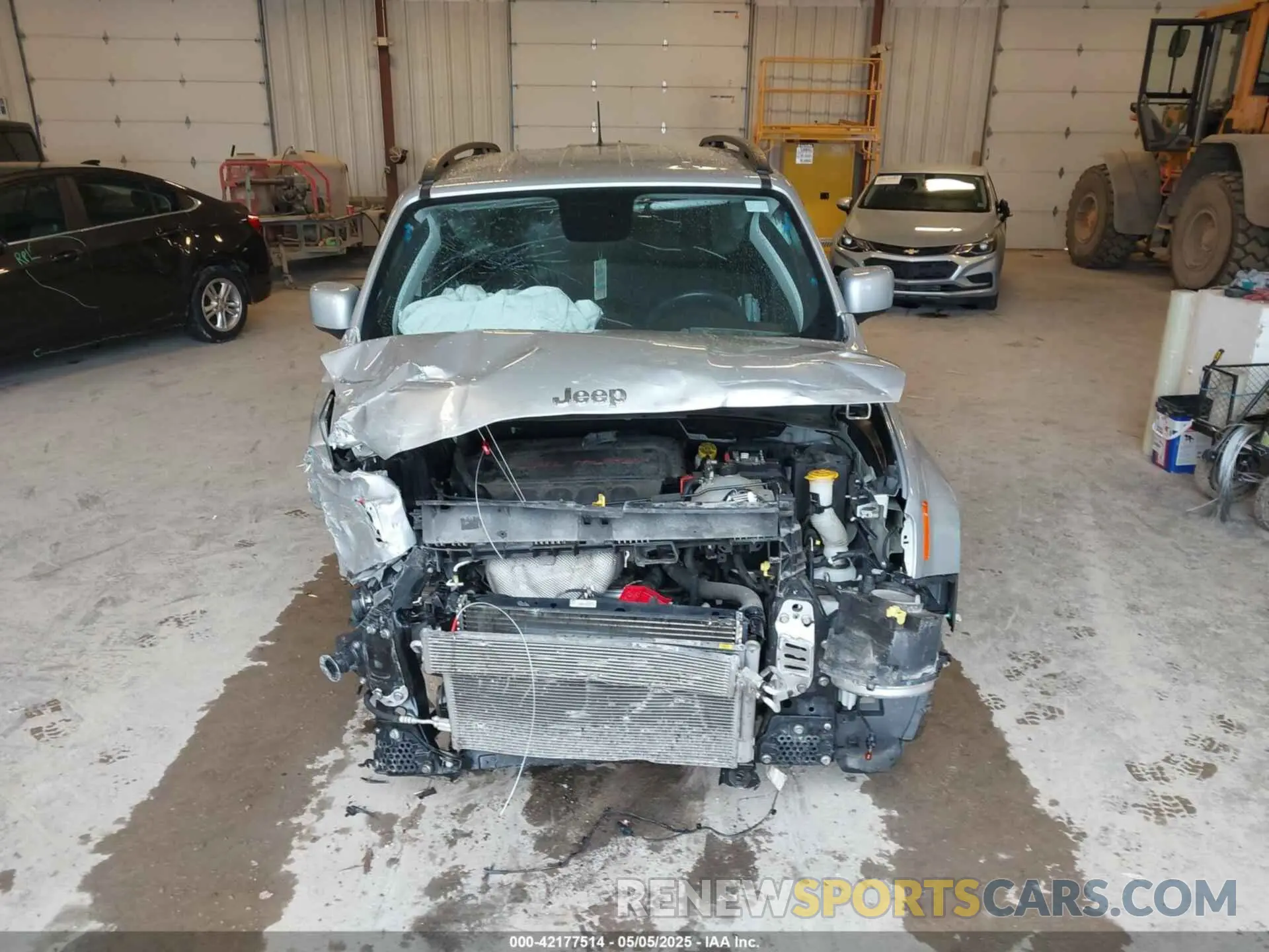 11 Photograph of a damaged car ZACNJBBB1KPK73892 JEEP RENEGADE 2019