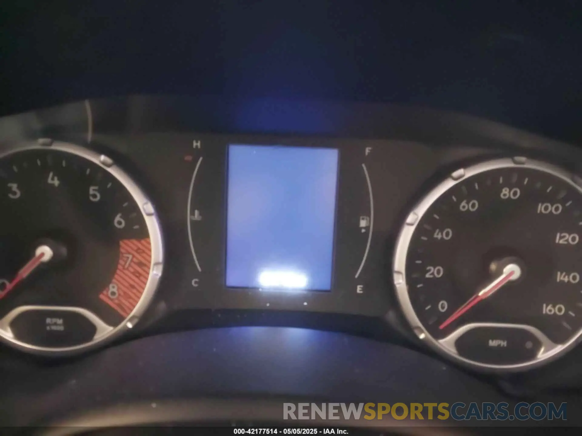 7 Photograph of a damaged car ZACNJBBB1KPK73892 JEEP RENEGADE 2019