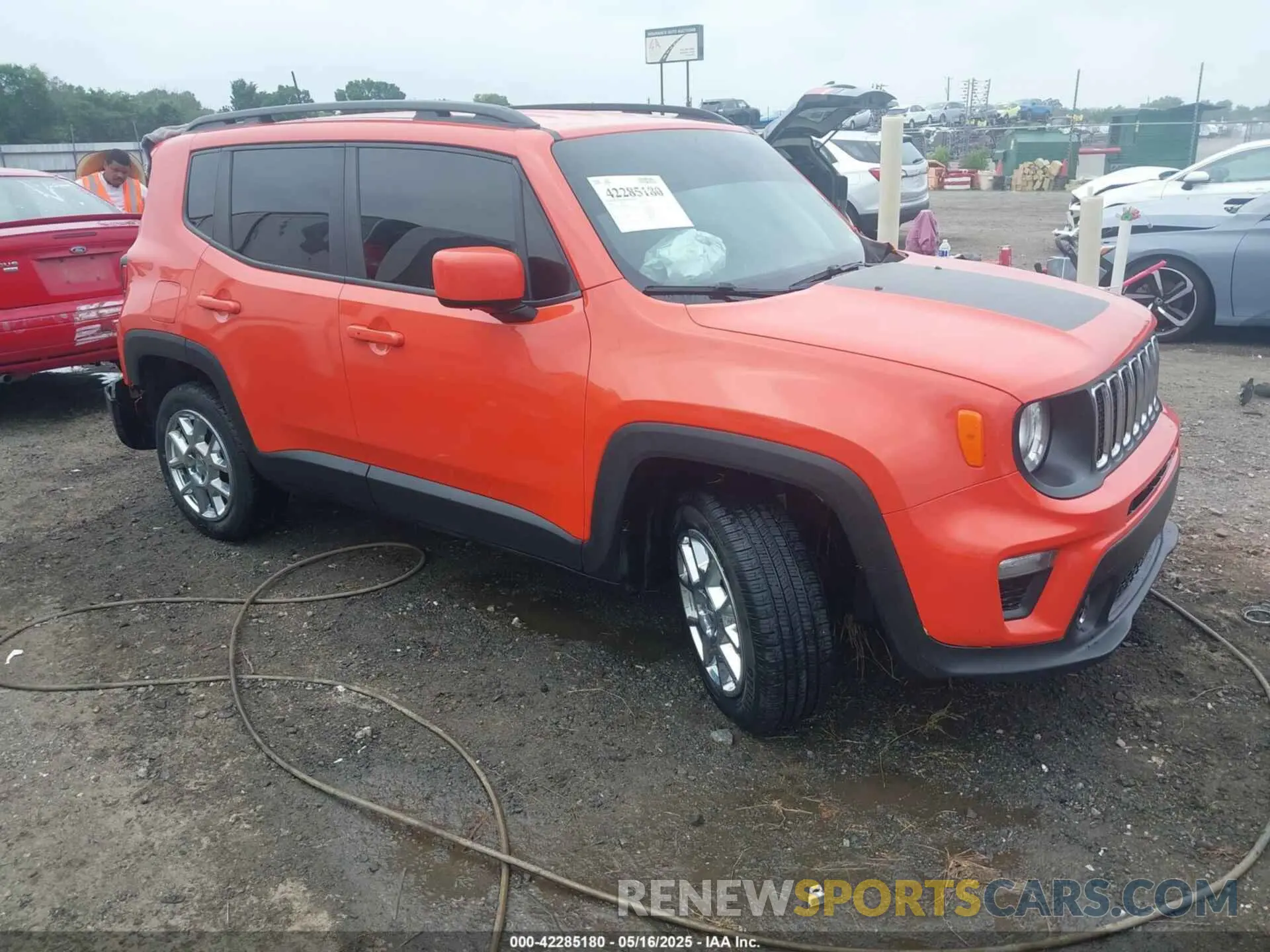 1 Photograph of a damaged car ZACNJBBB2KPJ97518 JEEP RENEGADE 2019