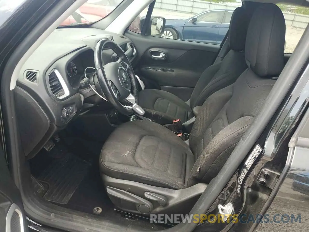 7 Photograph of a damaged car ZACNJBBB2KPK00630 JEEP RENEGADE 2019