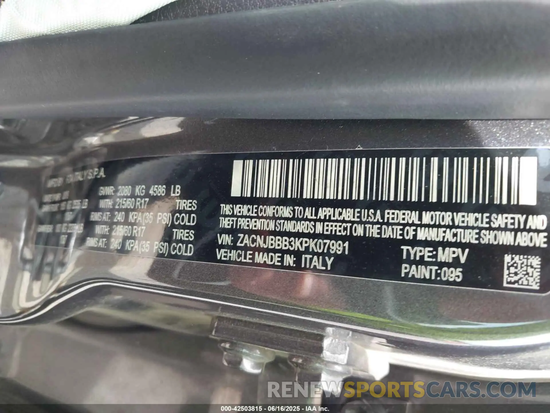 9 Photograph of a damaged car ZACNJBBB3KPK07991 JEEP RENEGADE 2019
