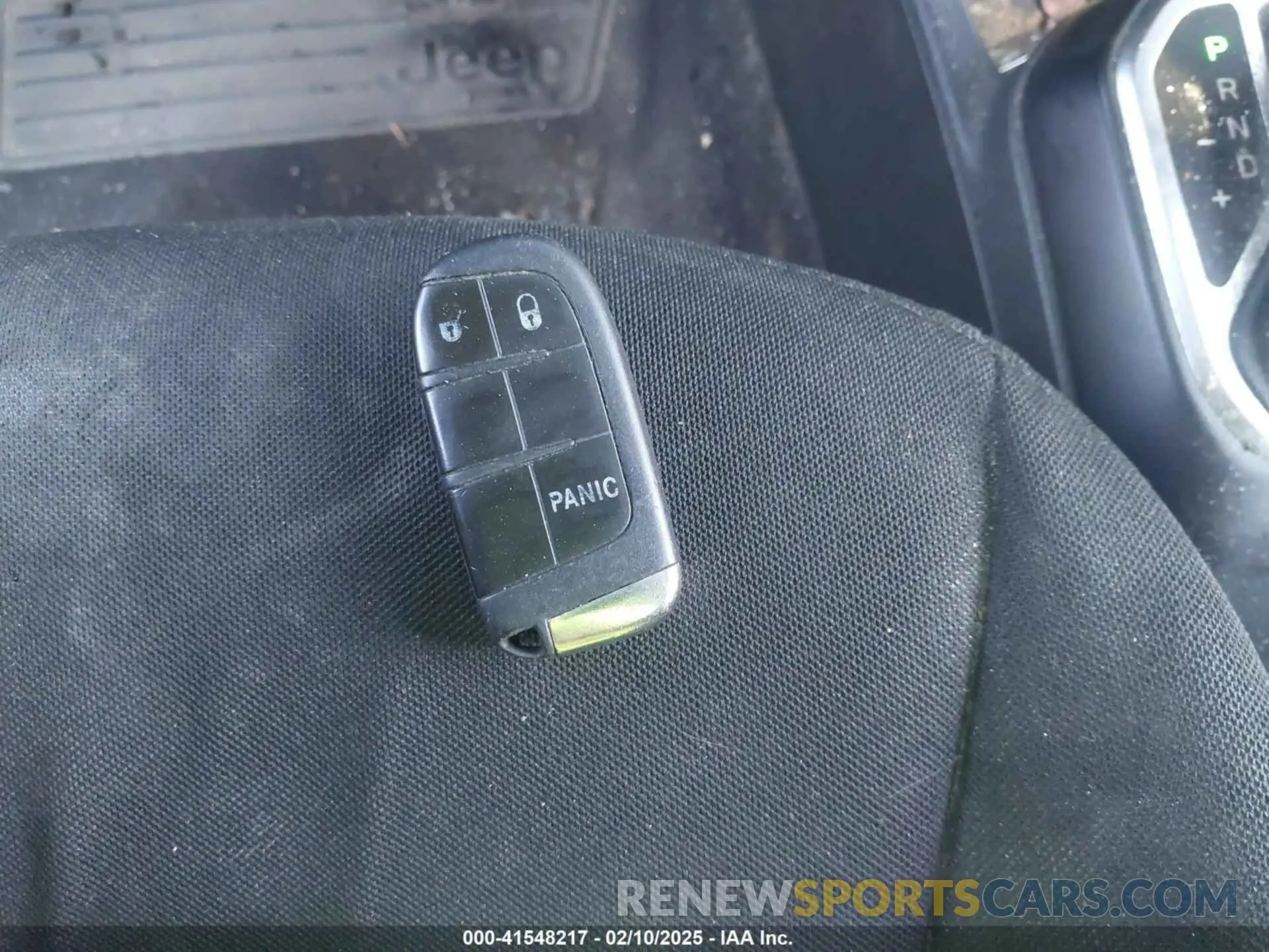11 Photograph of a damaged car ZACNJBBB3KPK42045 JEEP RENEGADE 2019