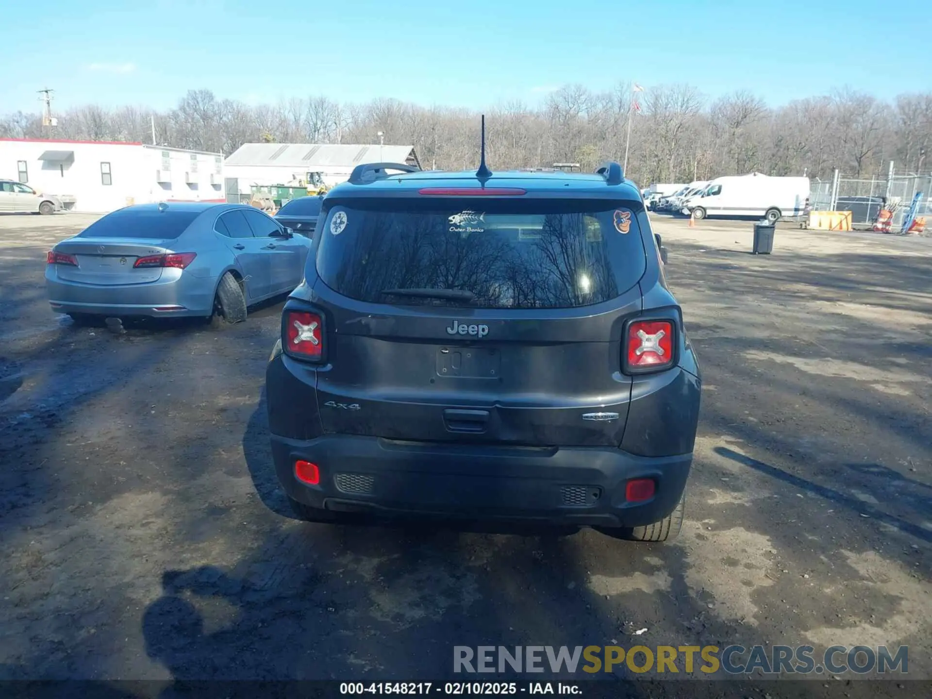 17 Photograph of a damaged car ZACNJBBB3KPK42045 JEEP RENEGADE 2019
