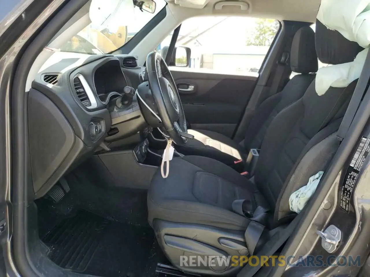 7 Photograph of a damaged car ZACNJBBB3KPK72100 JEEP RENEGADE 2019