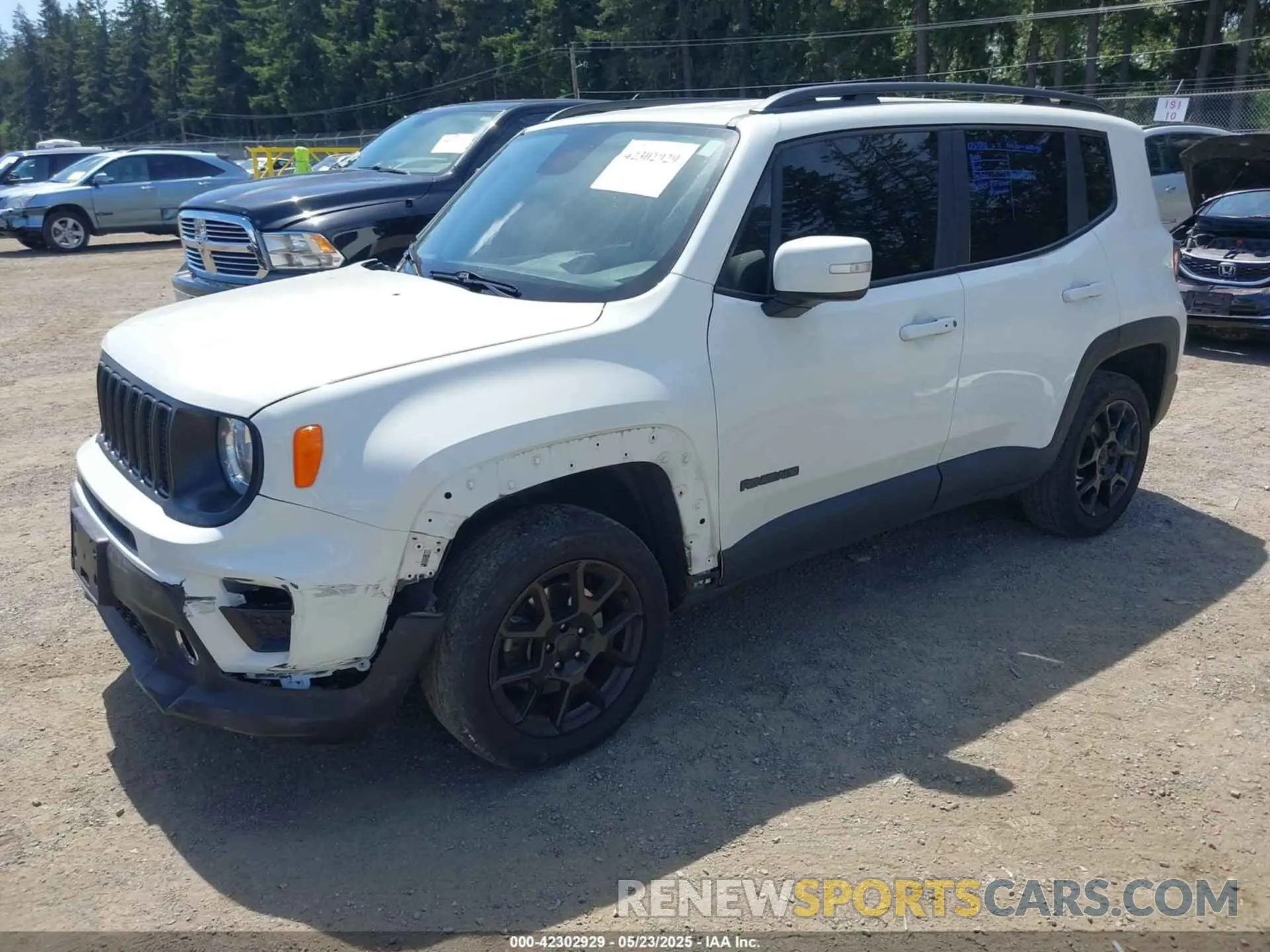 2 Photograph of a damaged car ZACNJBBB4KPK54687 JEEP RENEGADE 2019