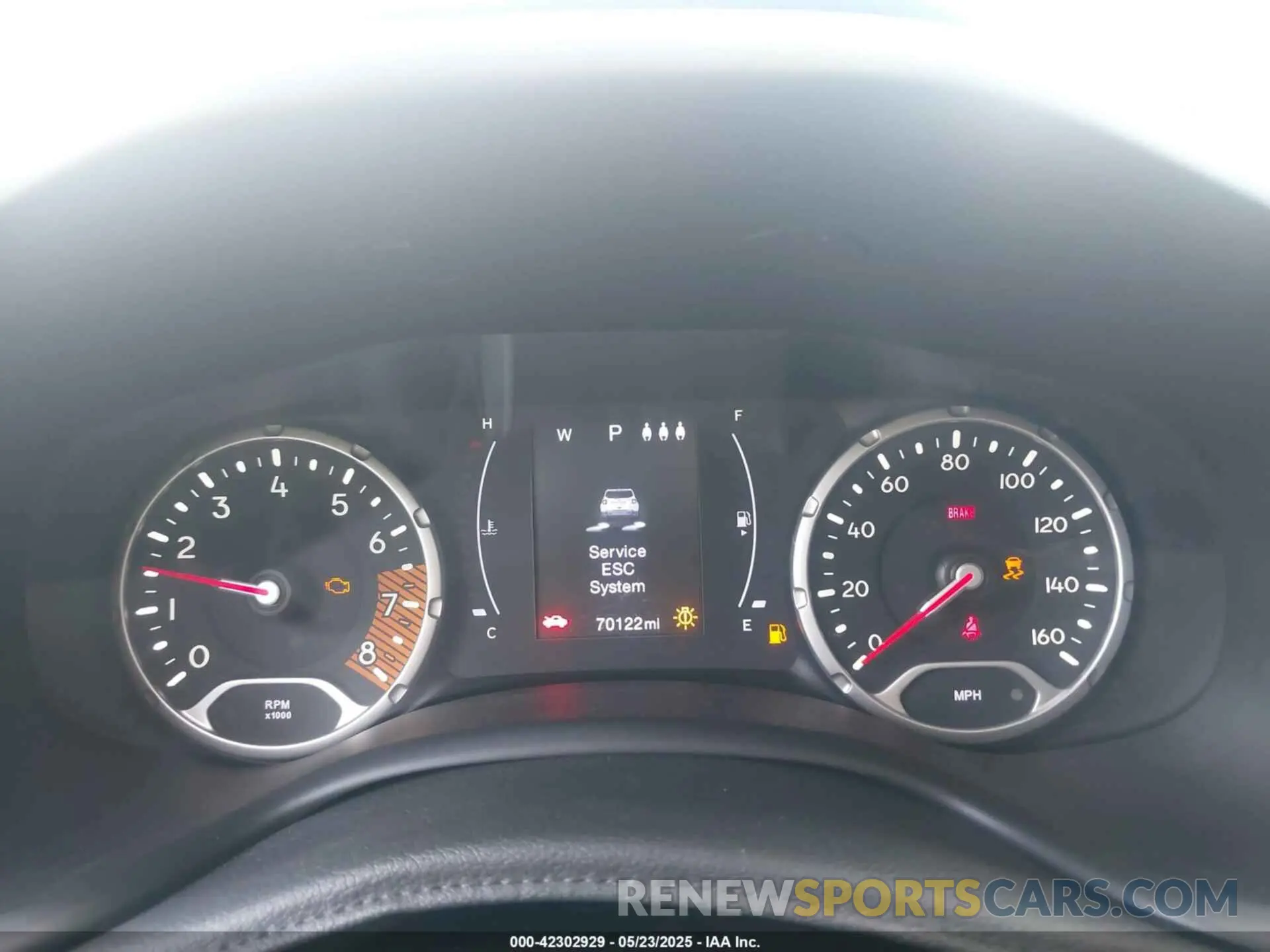 7 Photograph of a damaged car ZACNJBBB4KPK54687 JEEP RENEGADE 2019