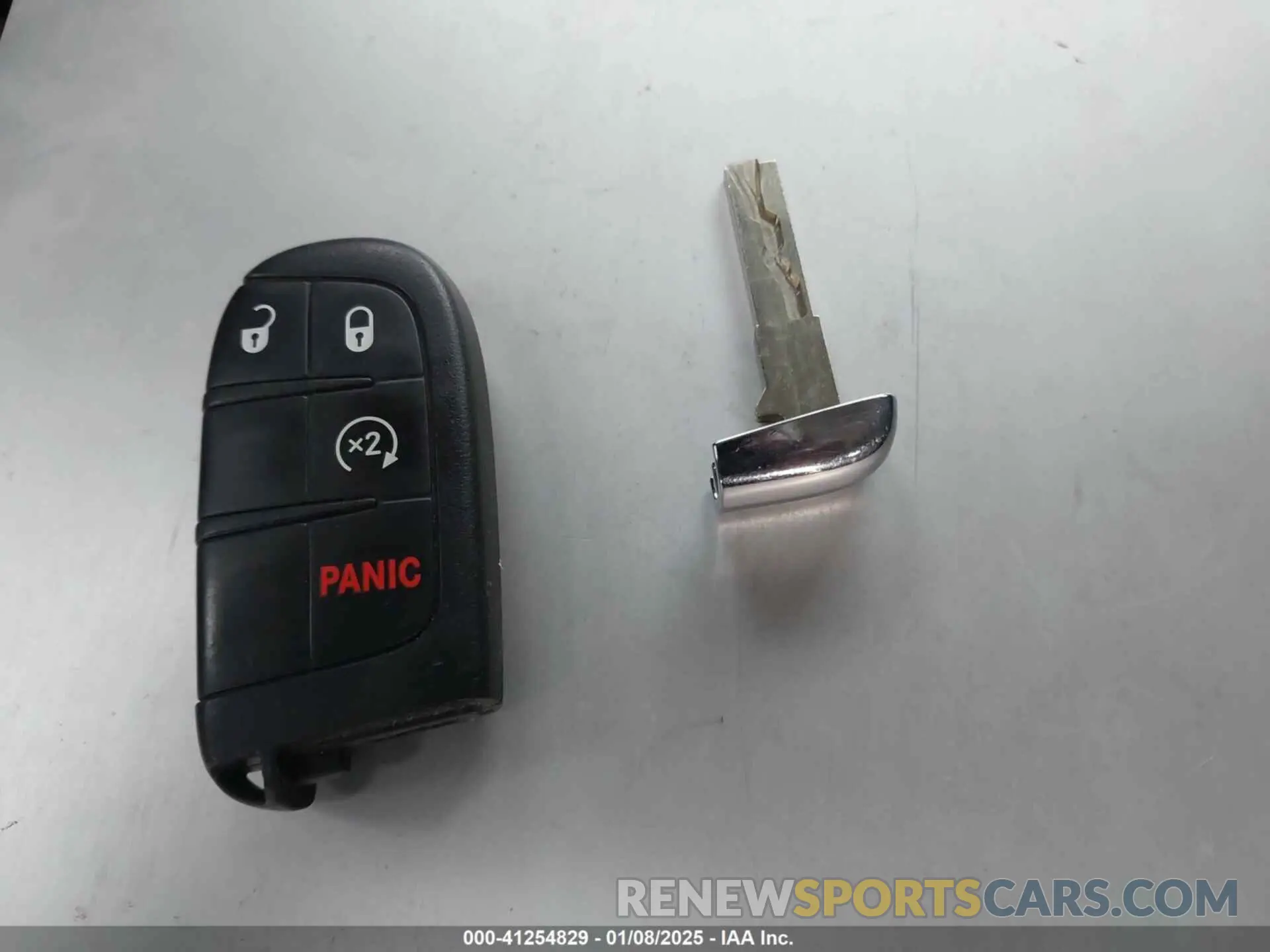 11 Photograph of a damaged car ZACNJBBB4KPK64698 JEEP RENEGADE 2019