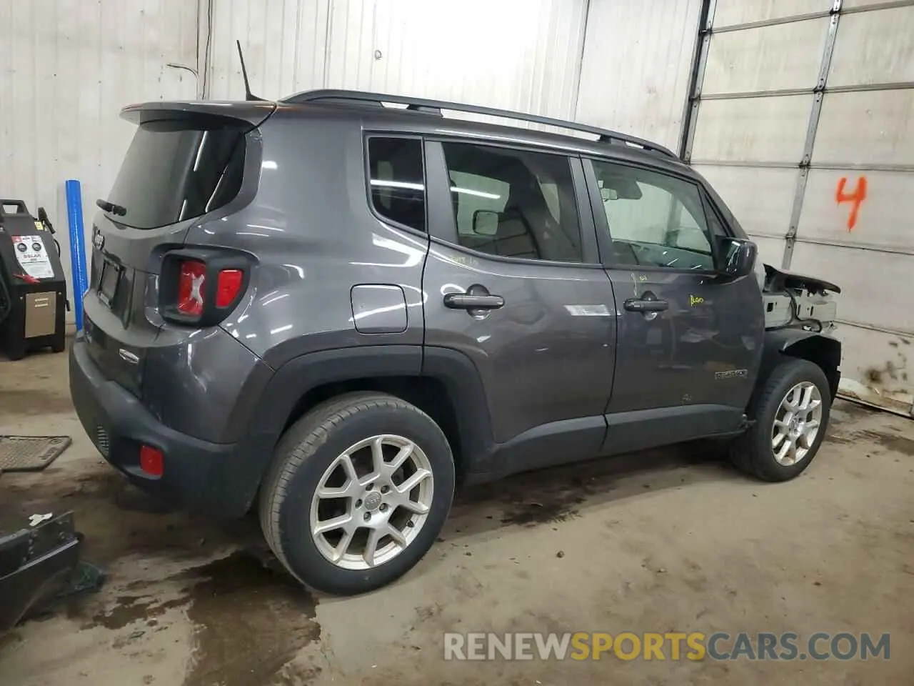 3 Photograph of a damaged car ZACNJBBB4KPK74227 JEEP RENEGADE 2019