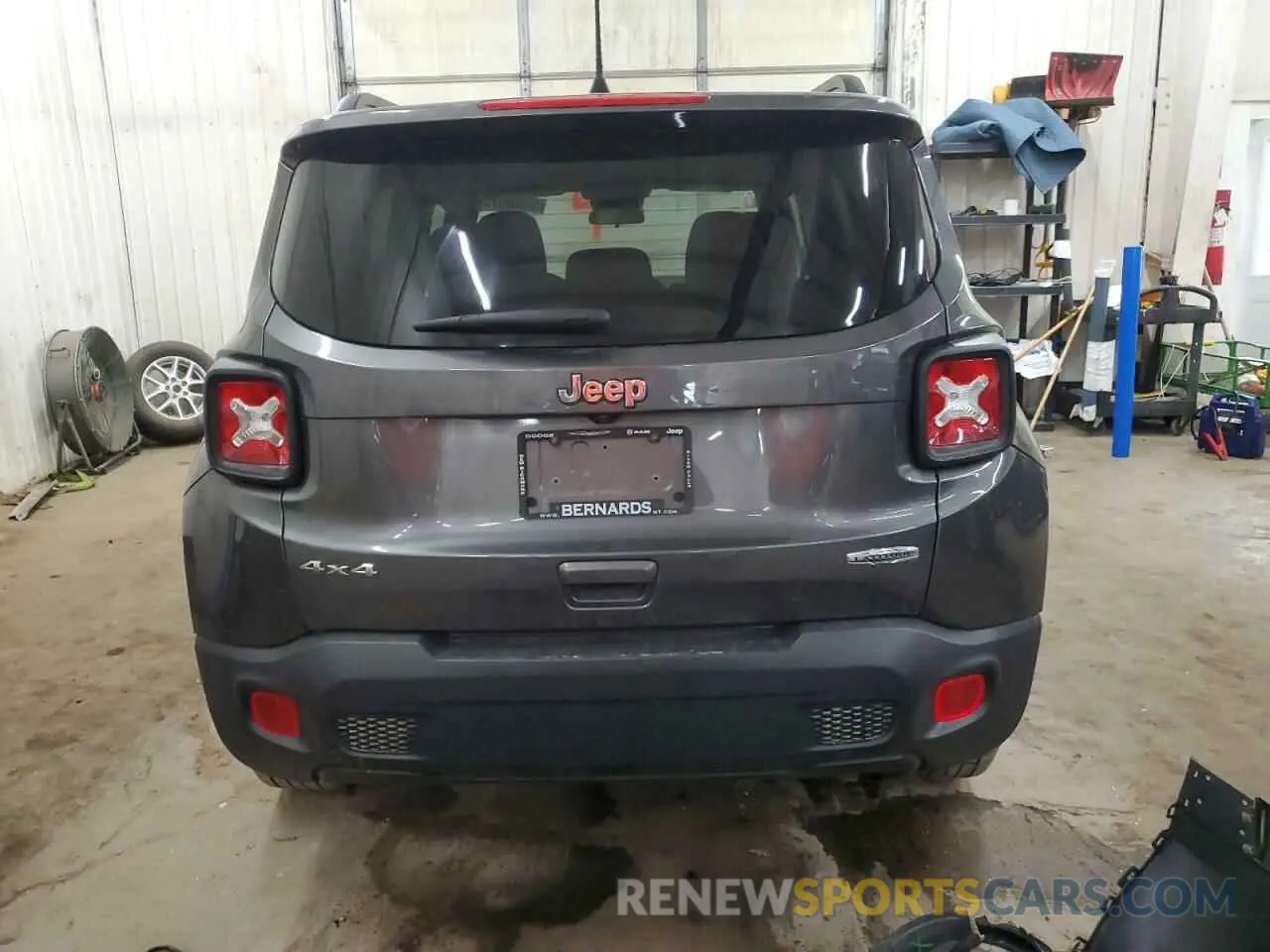 6 Photograph of a damaged car ZACNJBBB4KPK74227 JEEP RENEGADE 2019