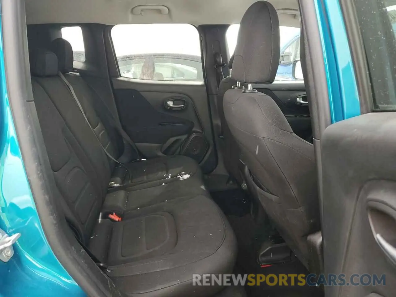 10 Photograph of a damaged car ZACNJBBB4KPK80416 JEEP RENEGADE 2019