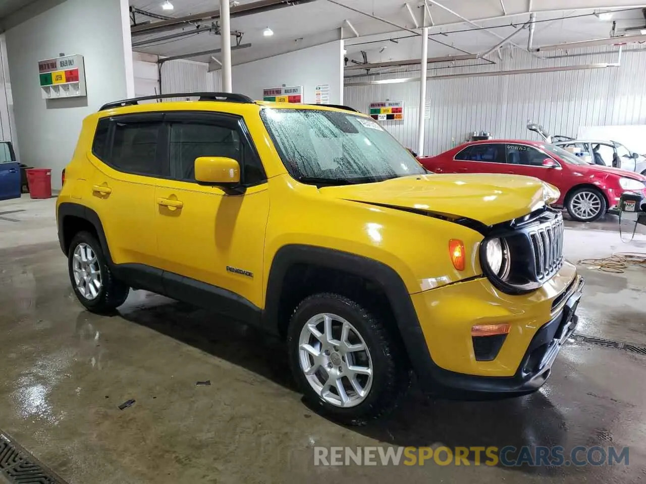 4 Photograph of a damaged car ZACNJBBB5KPK17437 JEEP RENEGADE 2019