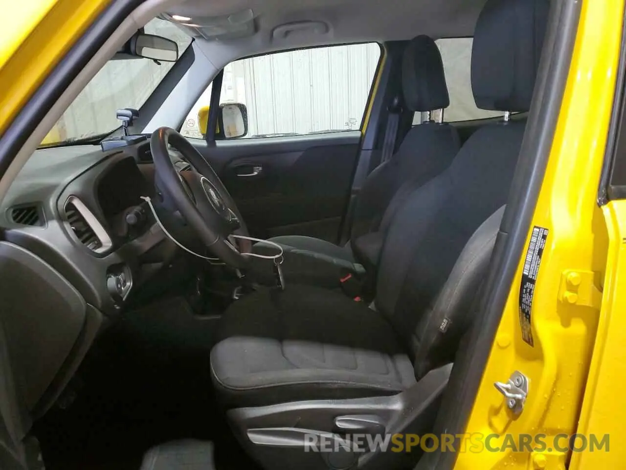 7 Photograph of a damaged car ZACNJBBB5KPK17437 JEEP RENEGADE 2019
