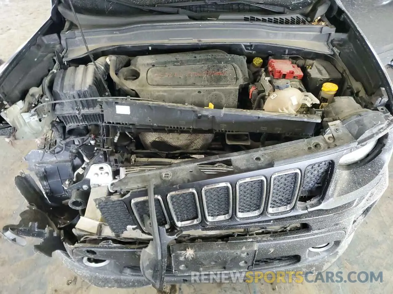 12 Photograph of a damaged car ZACNJBBB6KPK30701 JEEP RENEGADE 2019