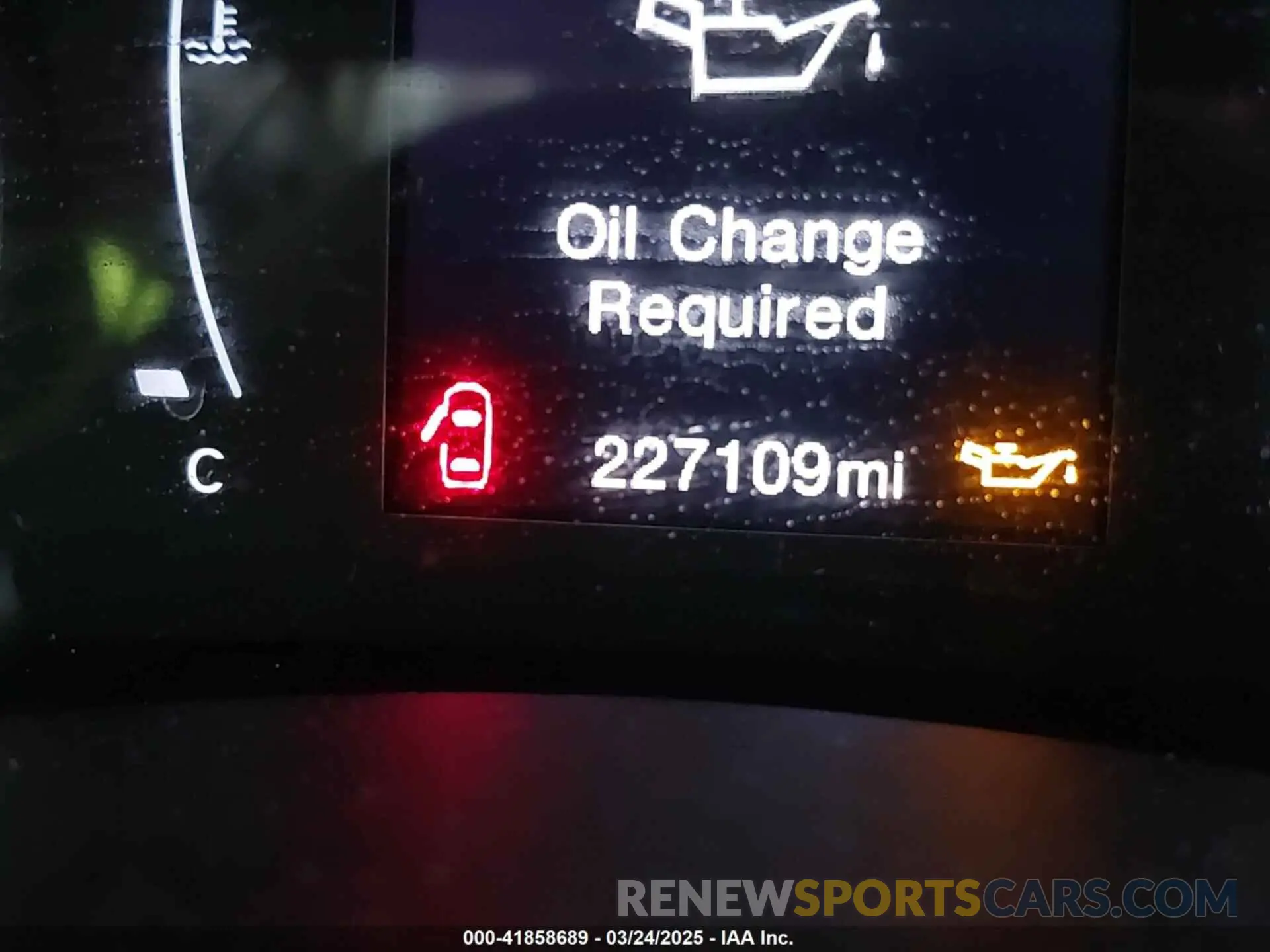 15 Photograph of a damaged car ZACNJBBB6KPK73371 JEEP RENEGADE 2019