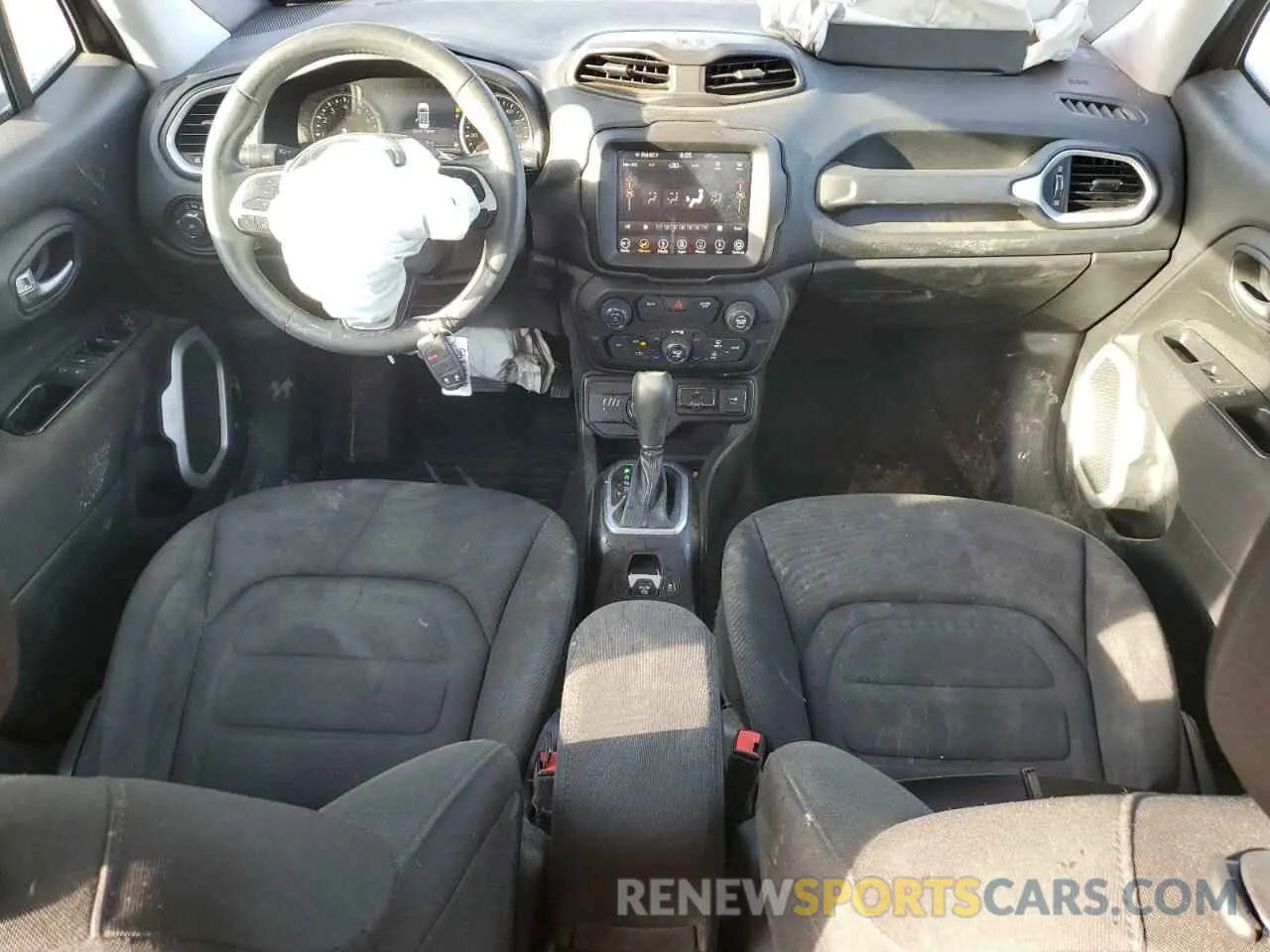 8 Photograph of a damaged car ZACNJBBB7KPJ96834 JEEP RENEGADE 2019