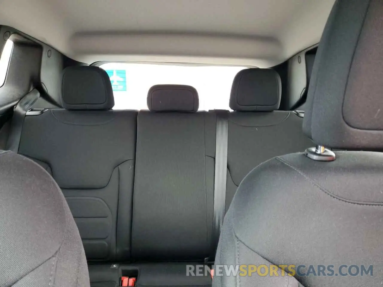 10 Photograph of a damaged car ZACNJBBB7KPK07332 JEEP RENEGADE 2019