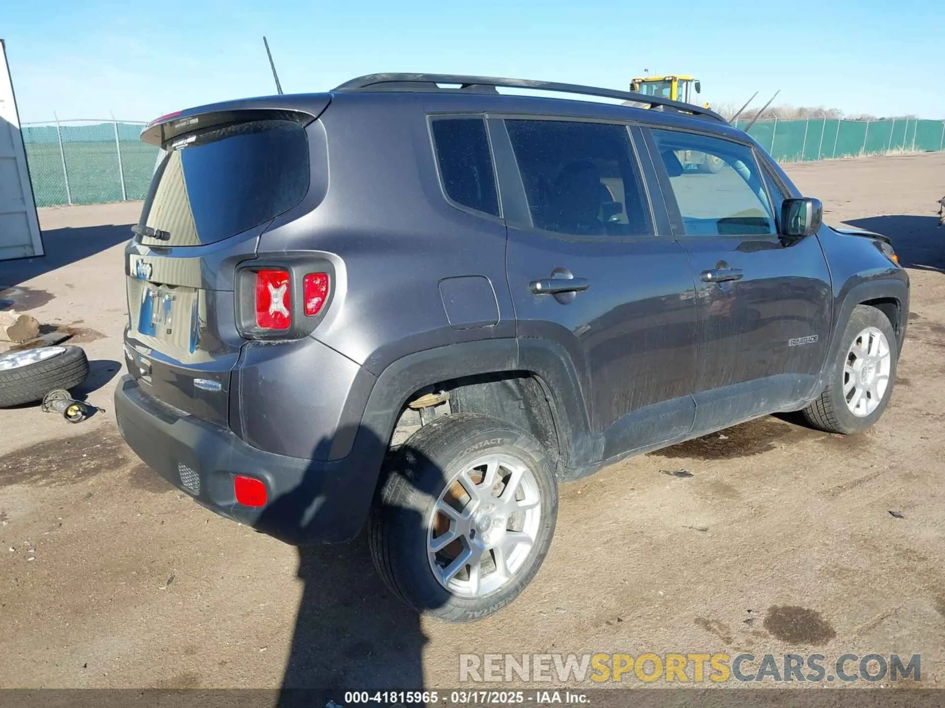 4 Photograph of a damaged car ZACNJBBB7KPK63688 JEEP RENEGADE 2019
