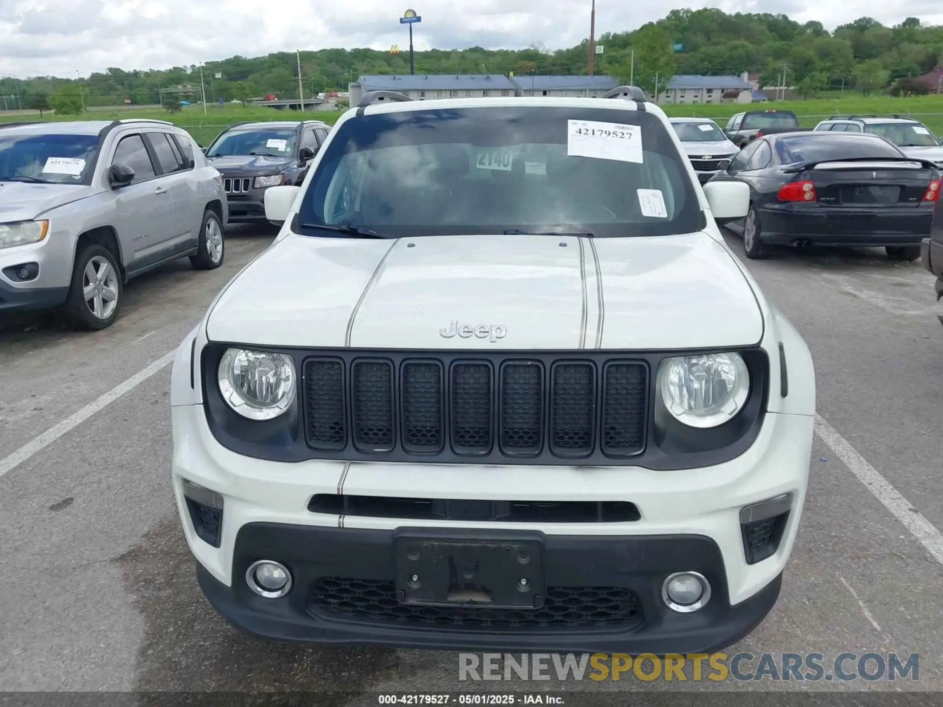 12 Photograph of a damaged car ZACNJBBB8KPK73971 JEEP RENEGADE 2019