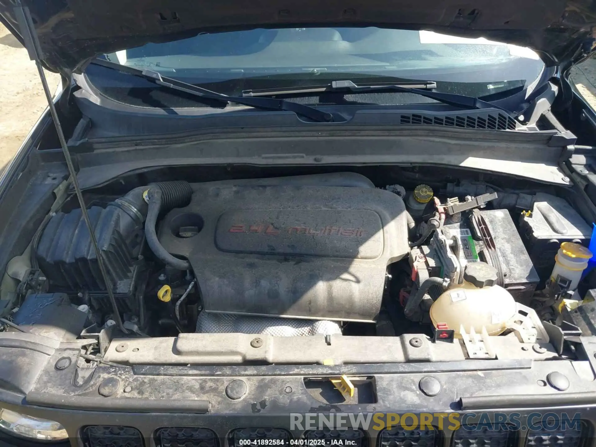 10 Photograph of a damaged car ZACNJBBB9KPK60355 JEEP RENEGADE 2019