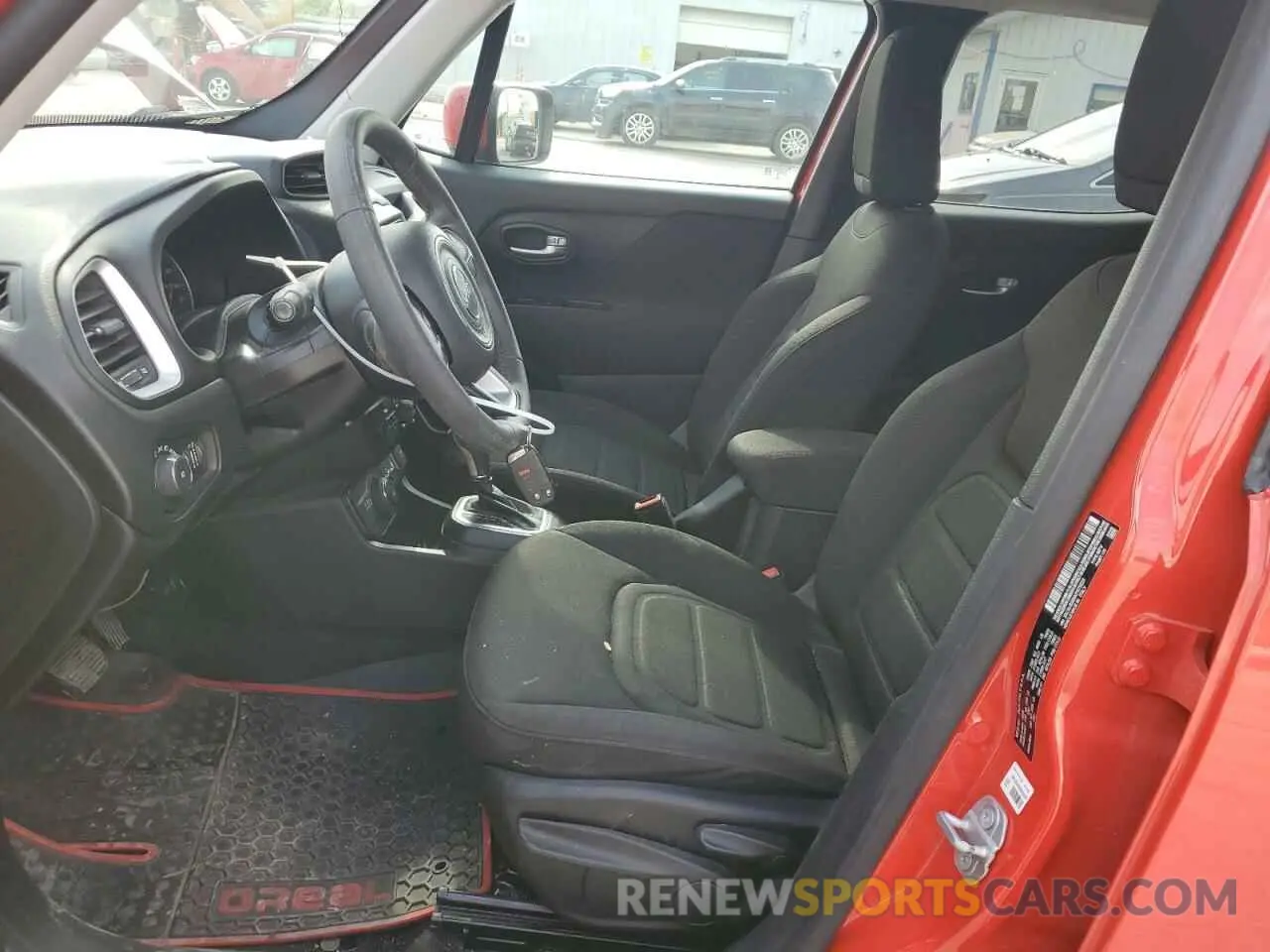 7 Photograph of a damaged car ZACNJBBB9KPK79228 JEEP RENEGADE 2019