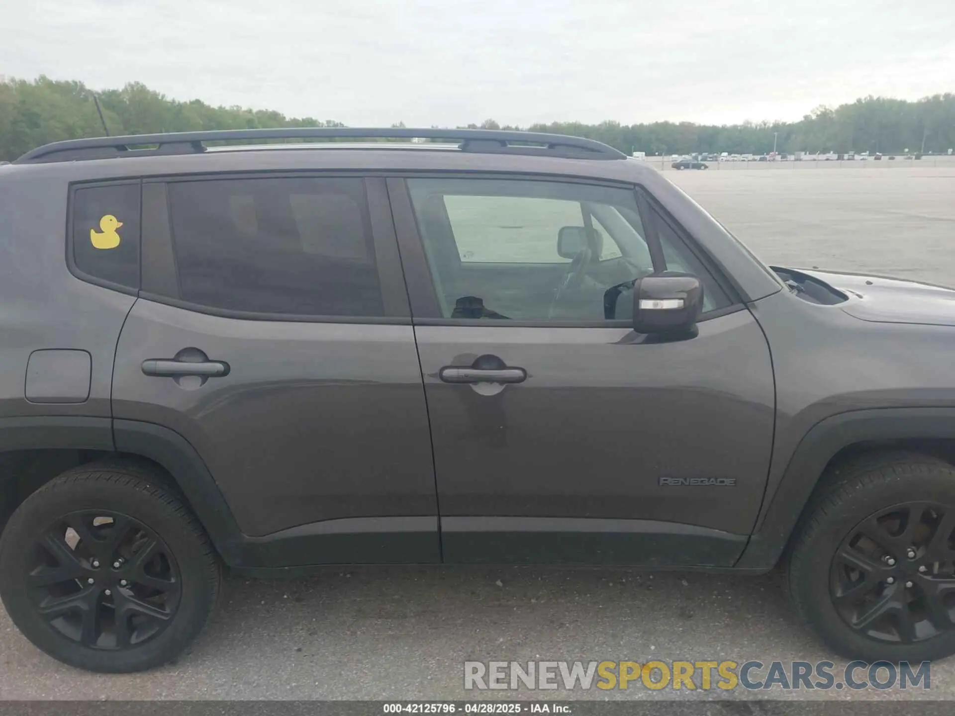 13 Photograph of a damaged car ZACNJBBBXKPJ77405 JEEP RENEGADE 2019