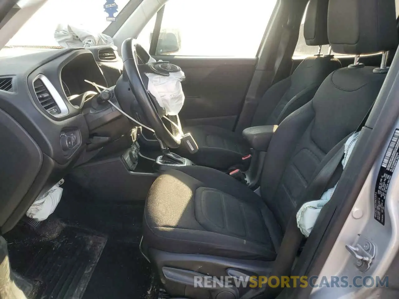 7 Photograph of a damaged car ZACNJBBBXKPK03355 JEEP RENEGADE 2019