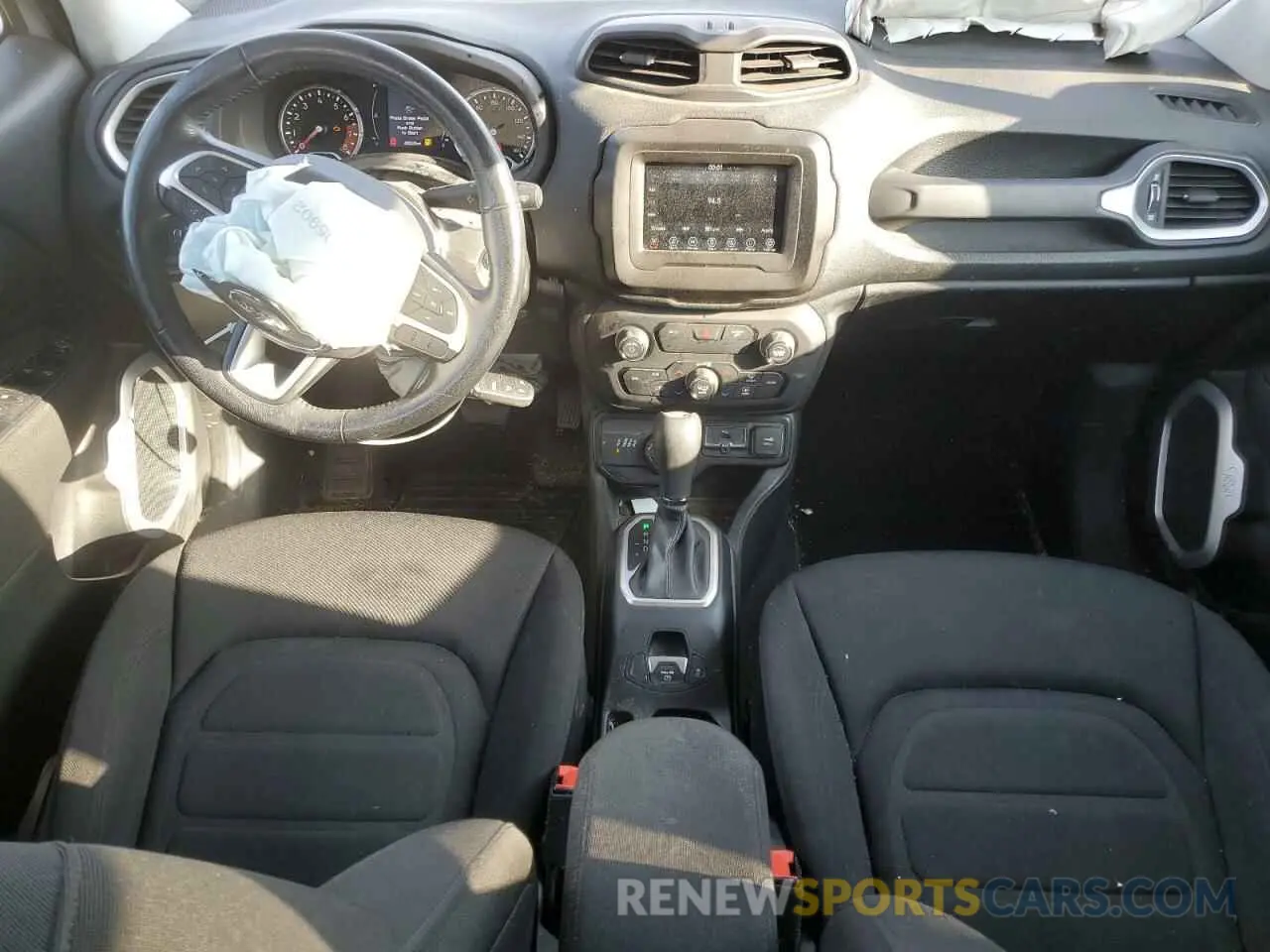 8 Photograph of a damaged car ZACNJBBBXKPK03355 JEEP RENEGADE 2019